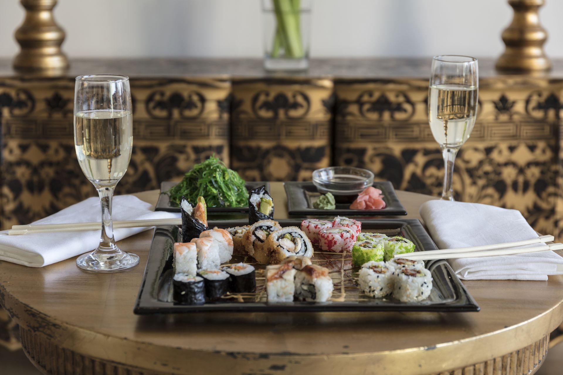 Champagne, Wine & Sushi Bar
