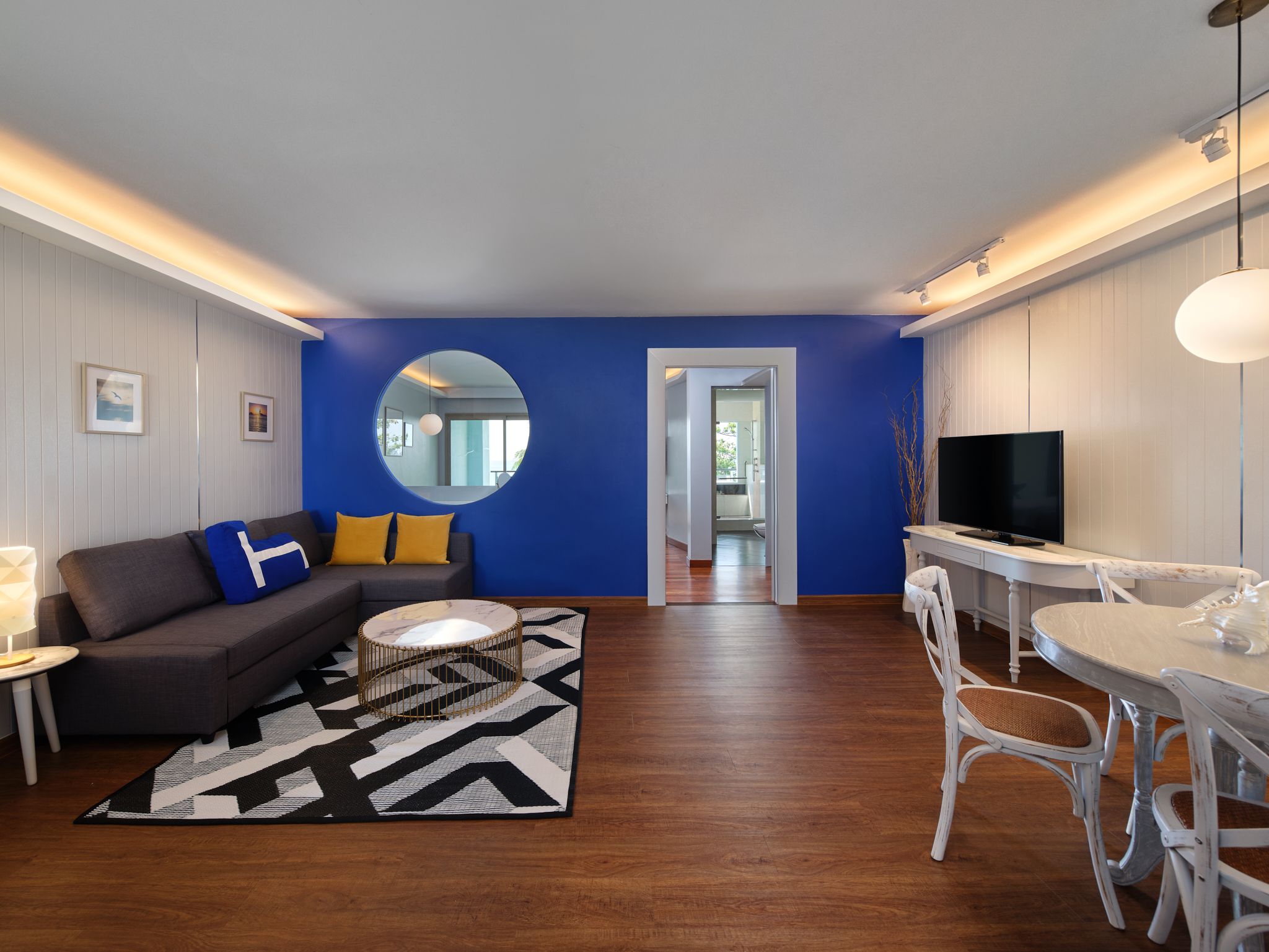 One Bedroom Deluxe Suite Sea View
