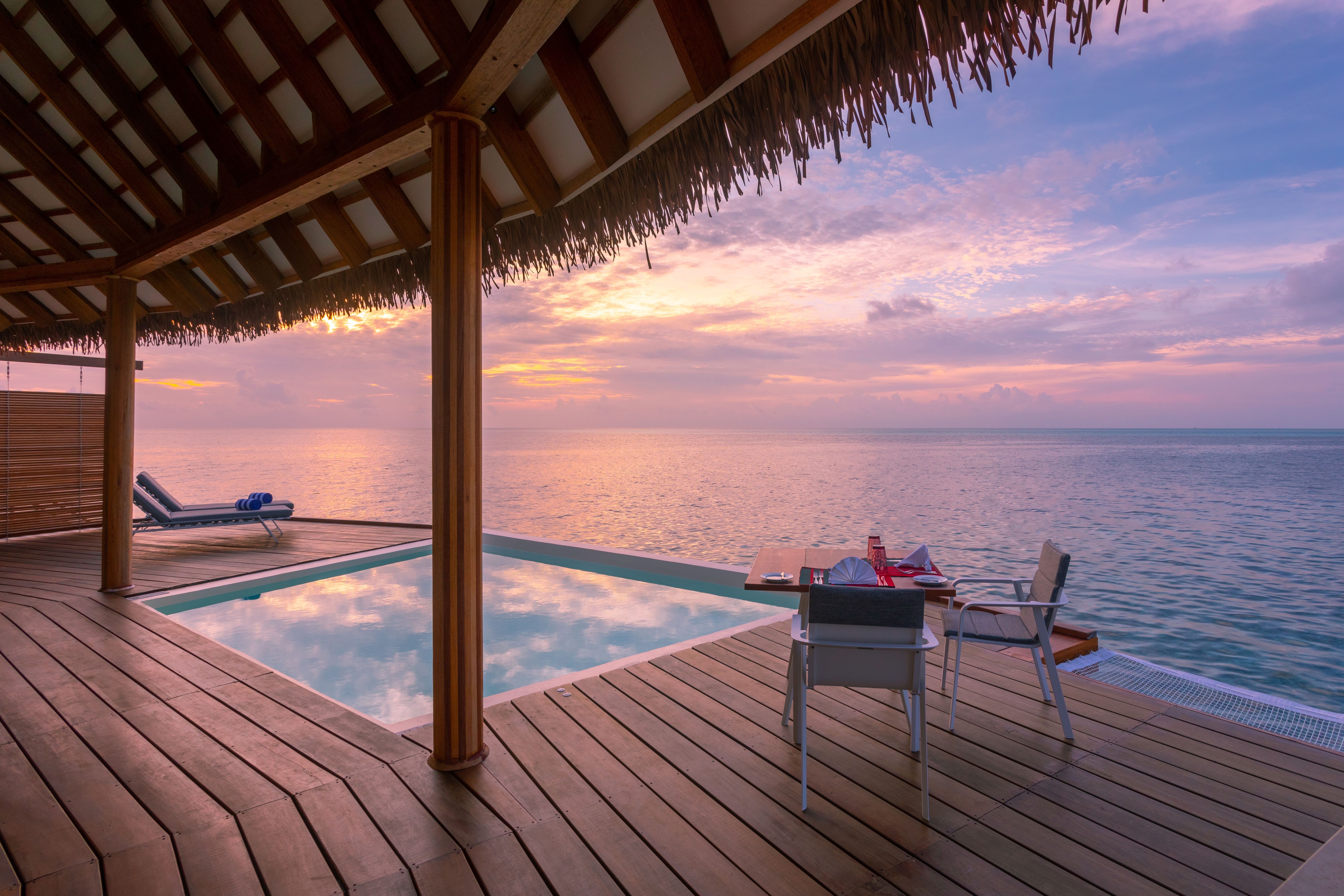 Water Suite with Pool