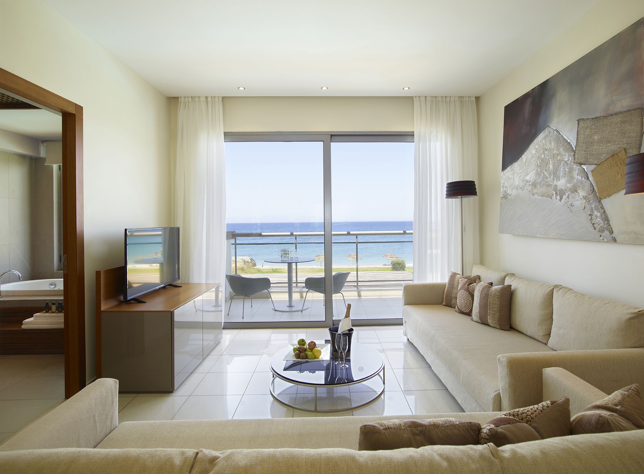 Beachfront Grand Suite with private rooftop pool