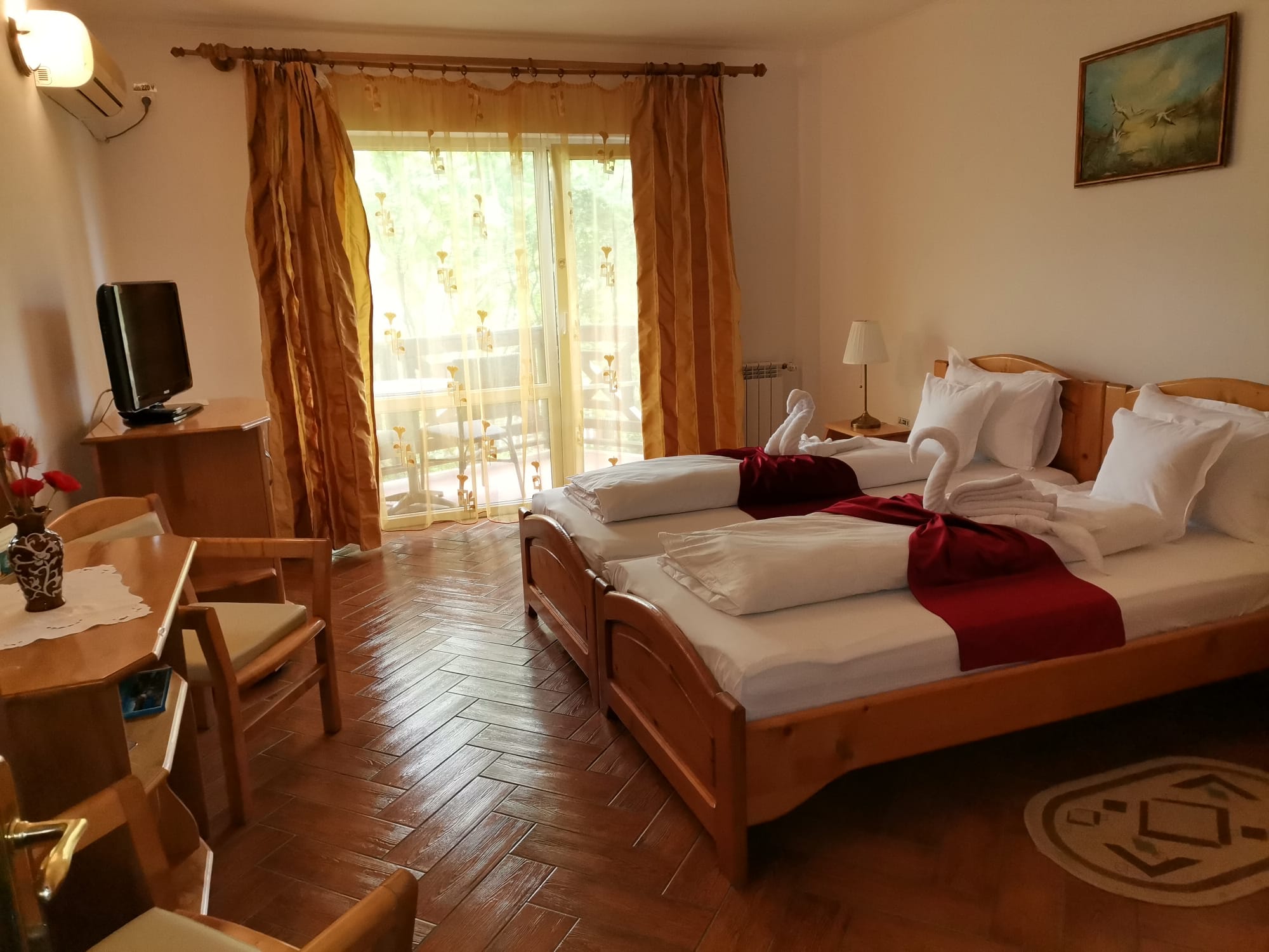 Dubla twin la gradina fara balcon