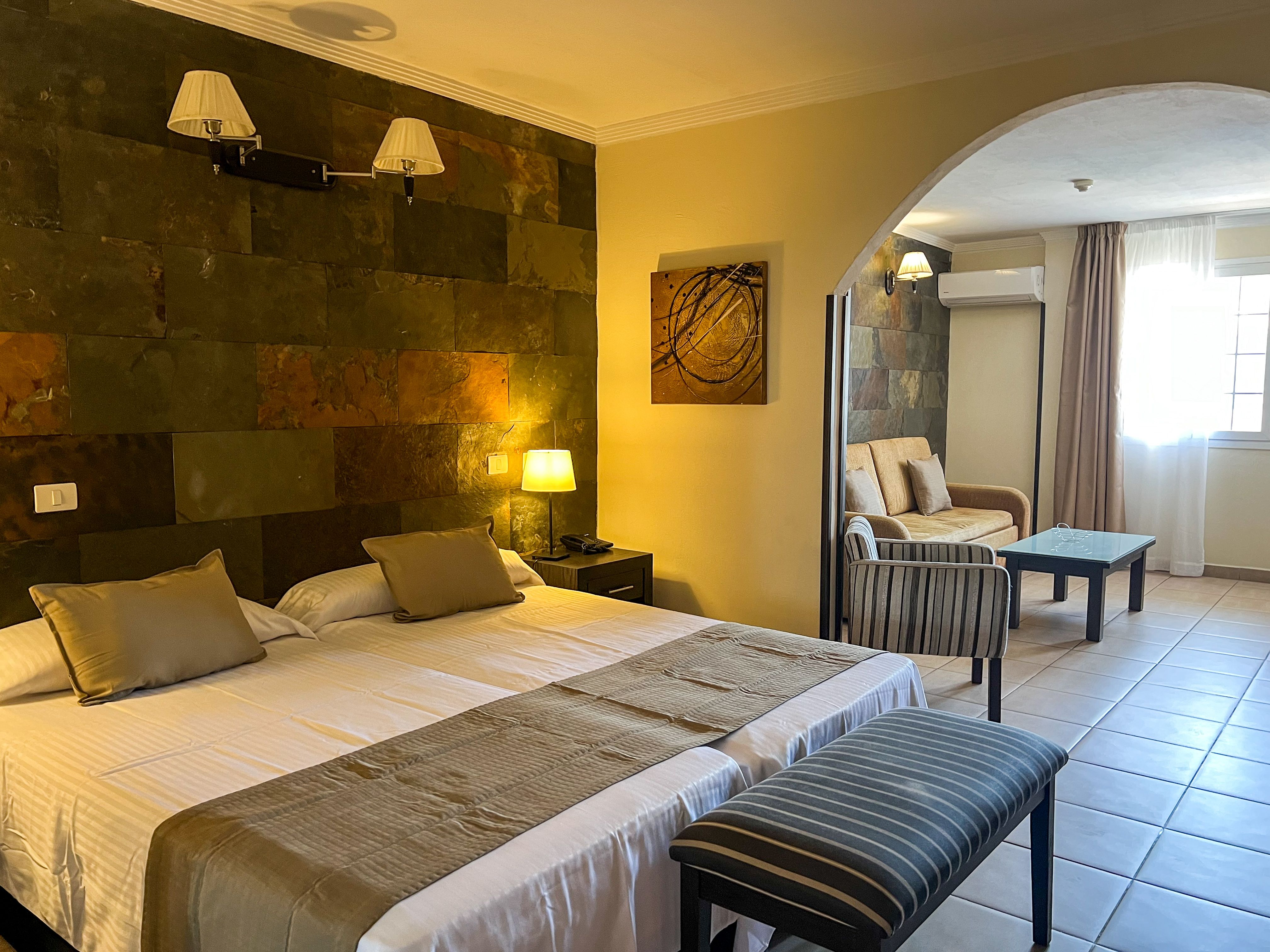 JUNIOR SUITE WITH BALCONY OR TERRACE