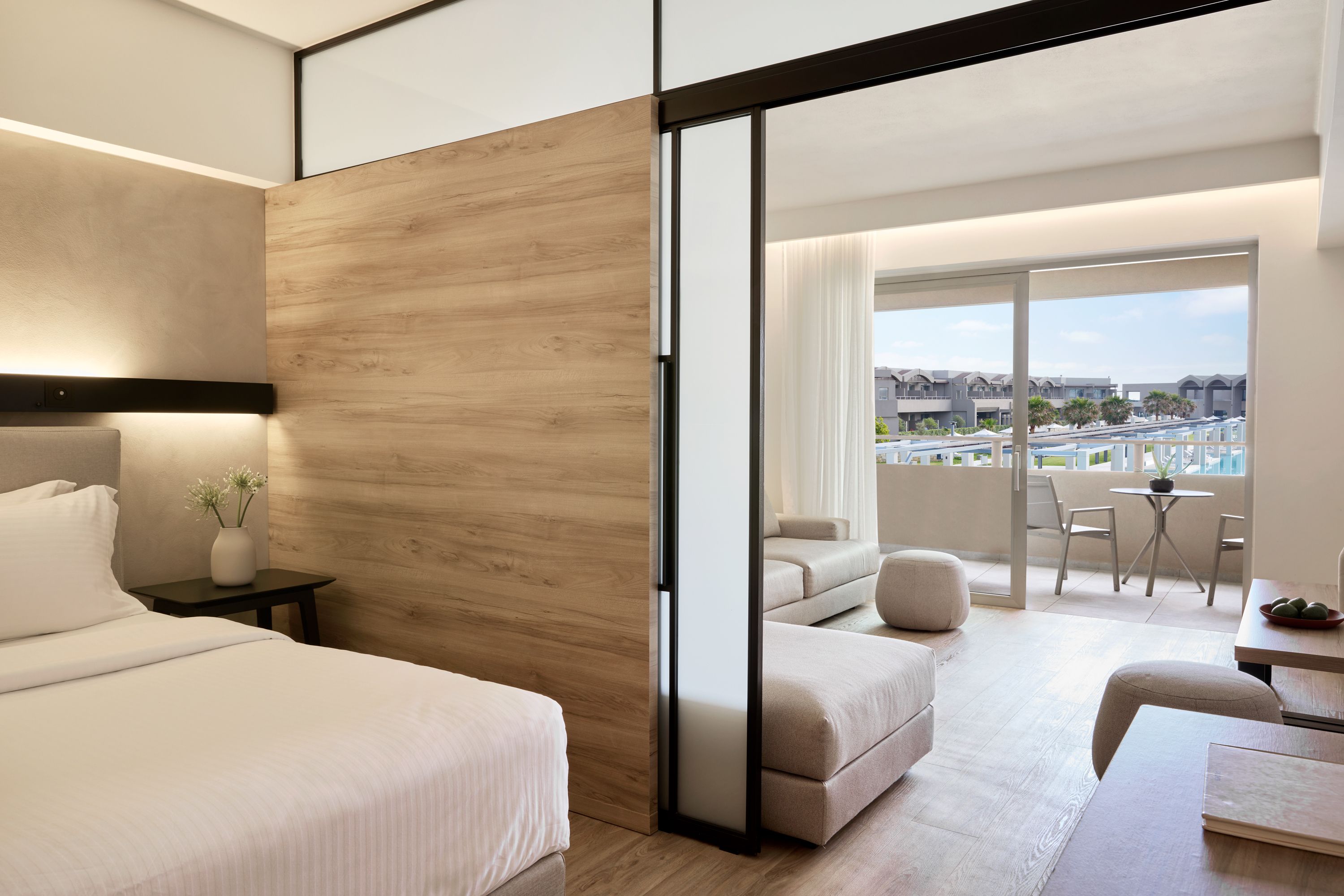 JUNIOR SUITE POOL VIEW