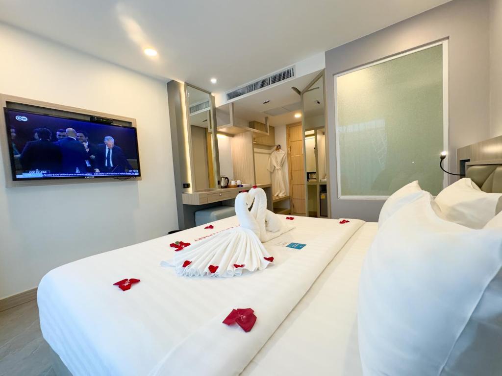 Superior Standard King Room Balcony