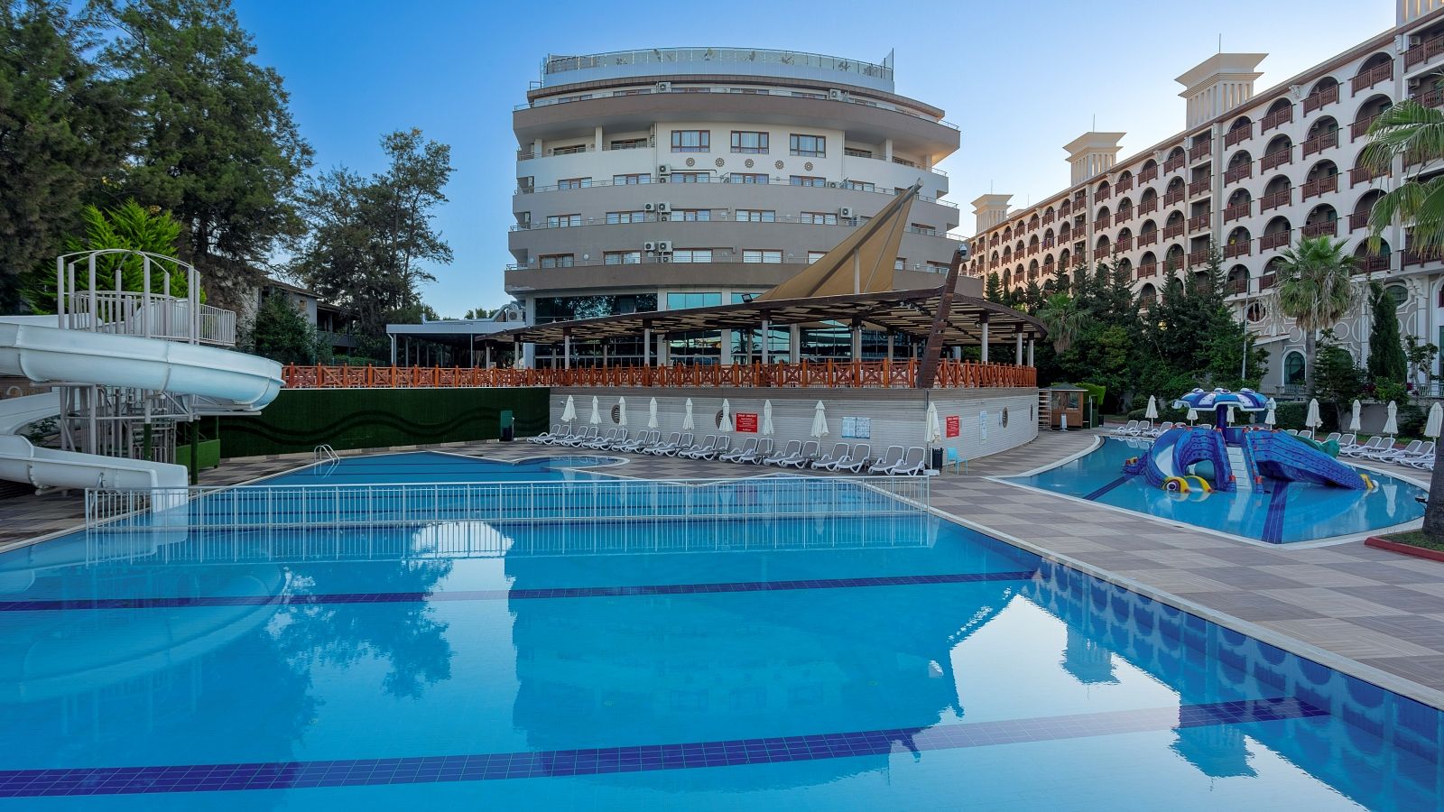 Piscina deschisă