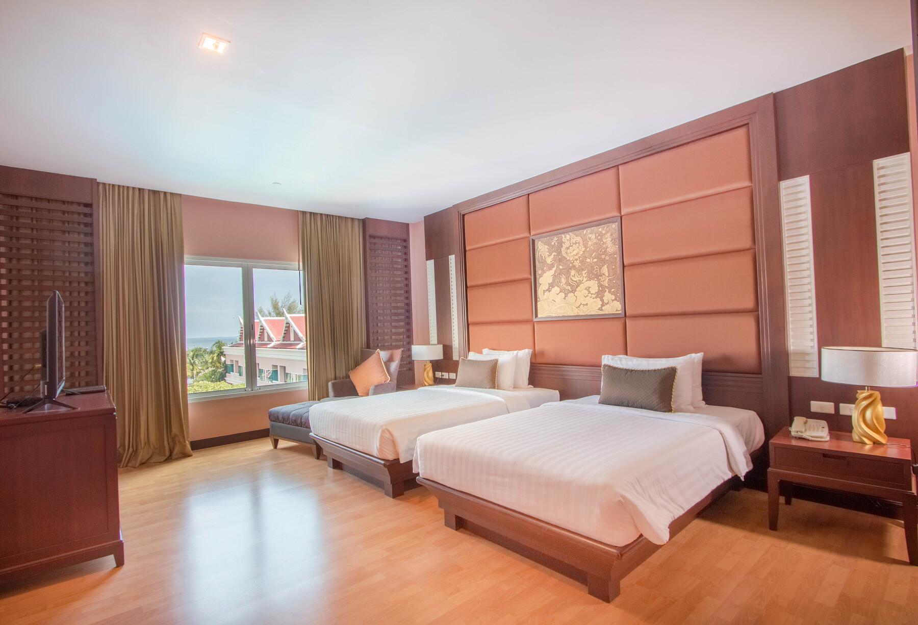 Executive Suite