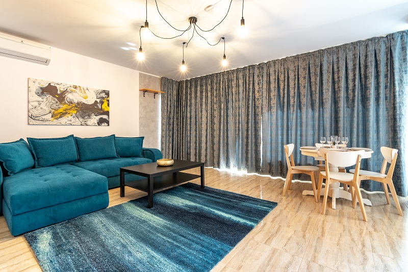 Grand Deluxe Apartment cu balcon
