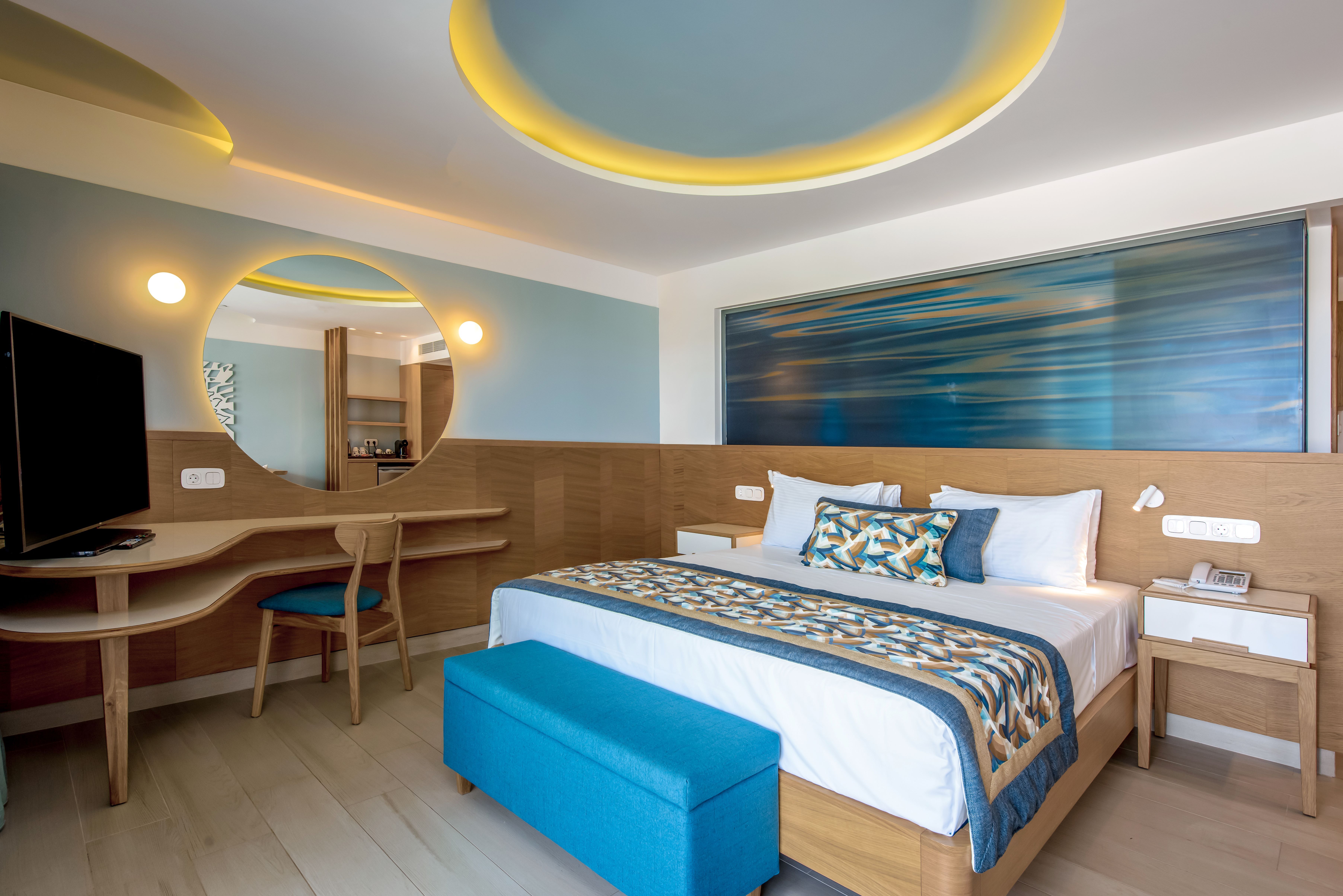 Deluxe Double Pool or Sea View with Individual Pool 