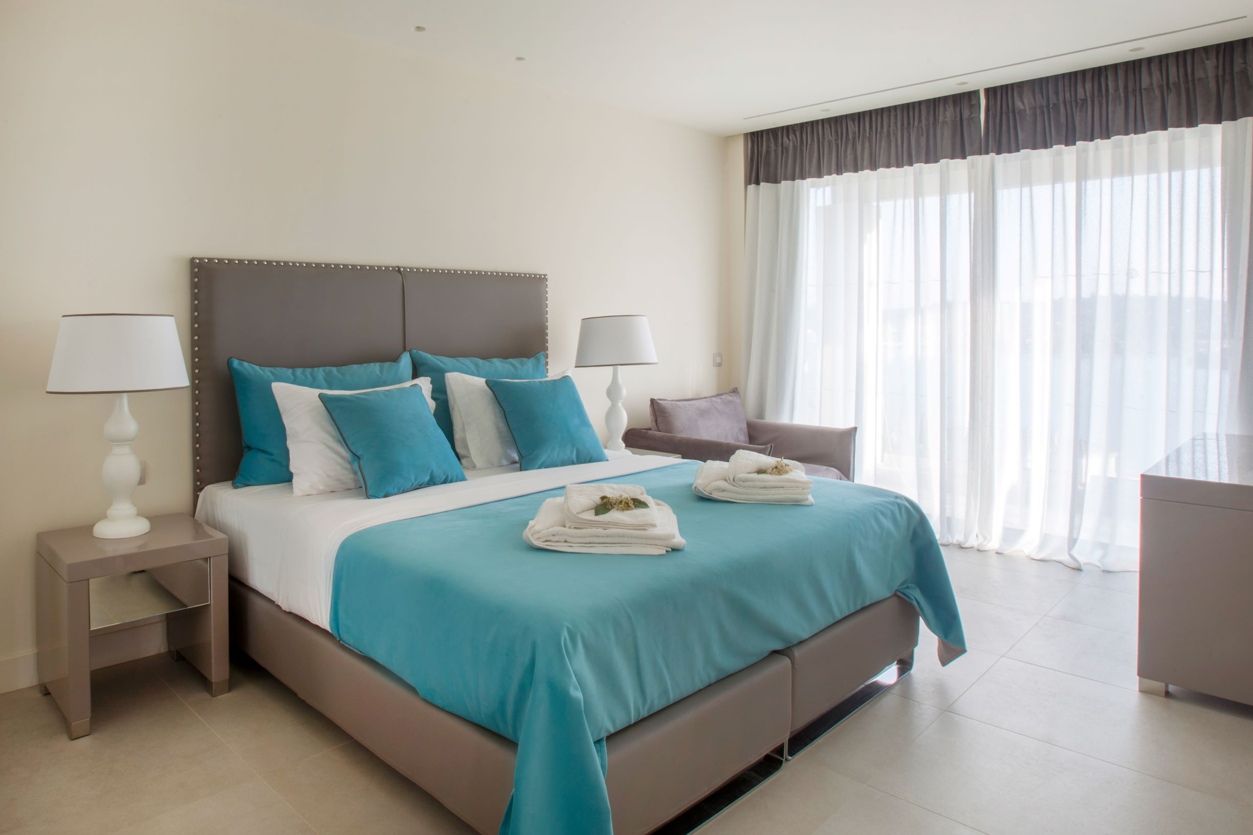 DELUXE PANORAMA VILLA WITH POOL