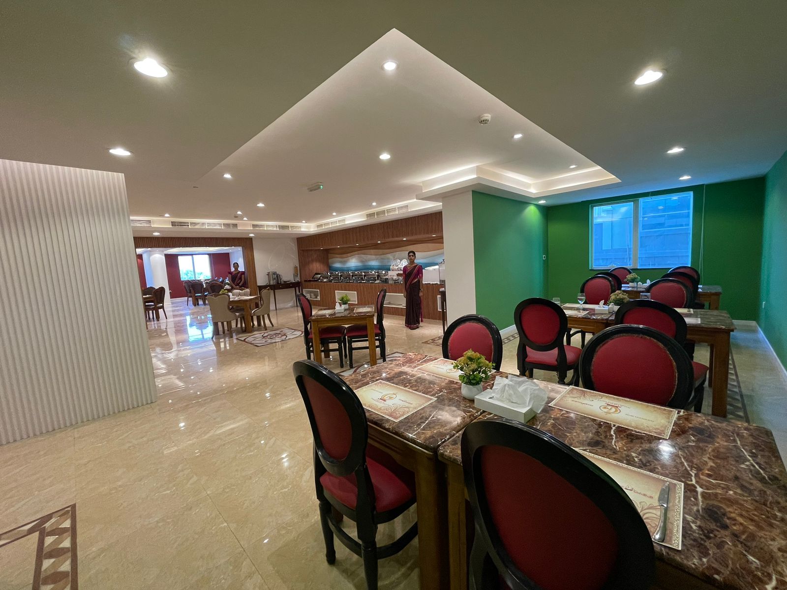 Le Royal Restaurant