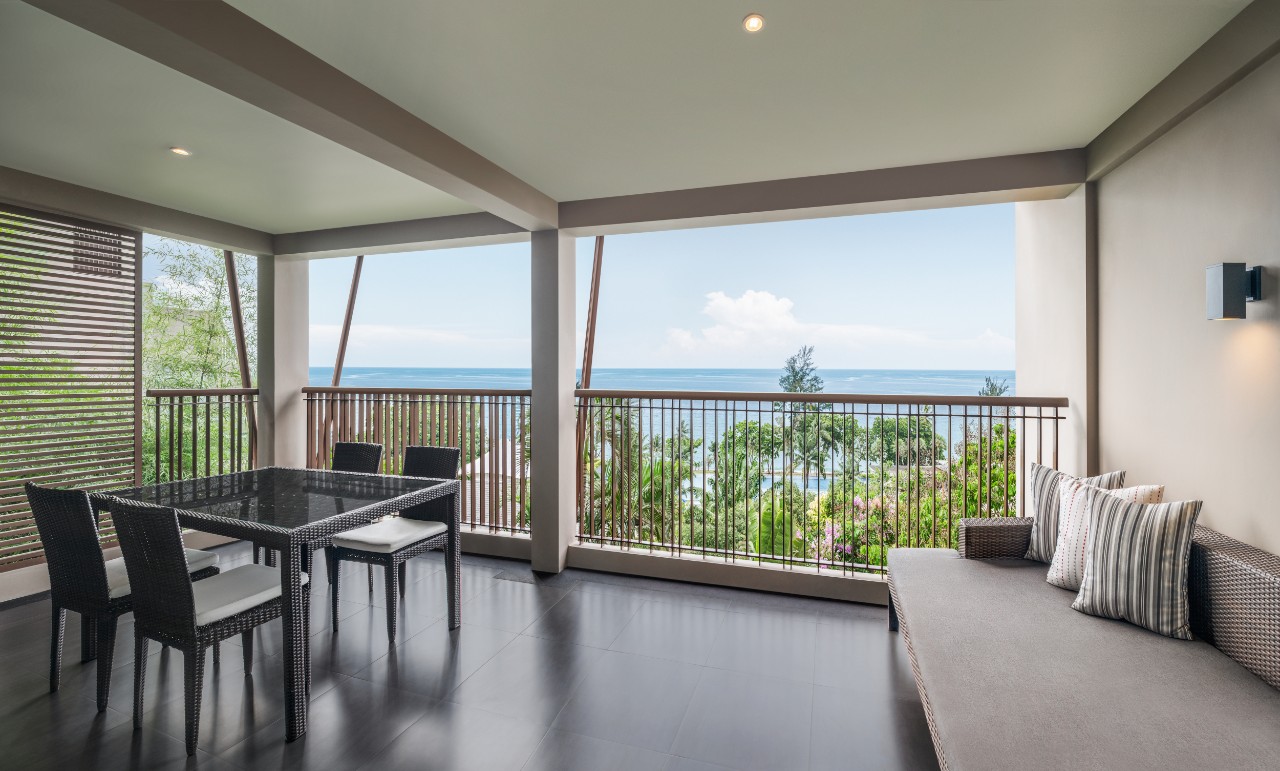 TWO BEDROOM REGENCY SUITE WITH OCEAN VIEW