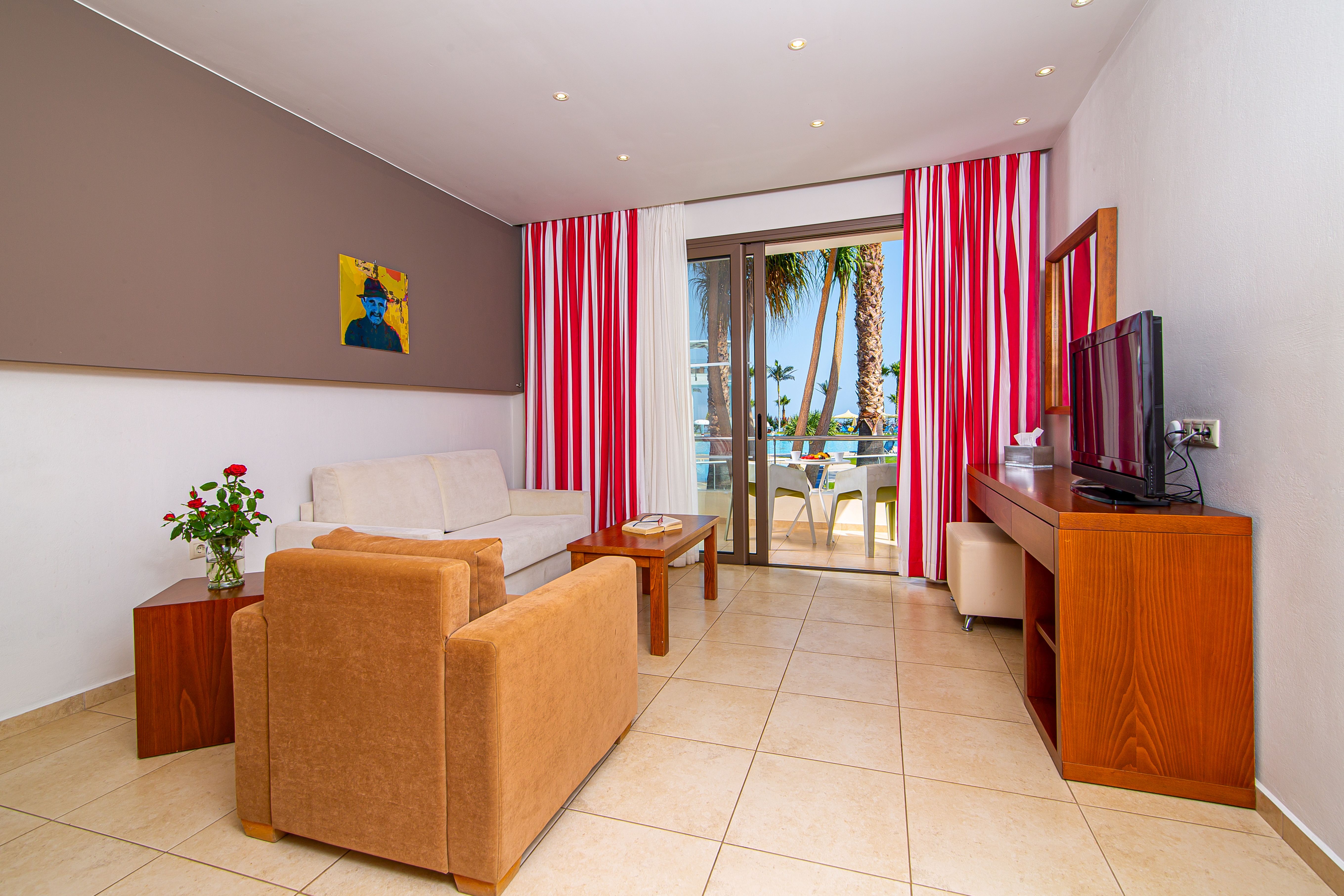 Deluxe Room Pool View