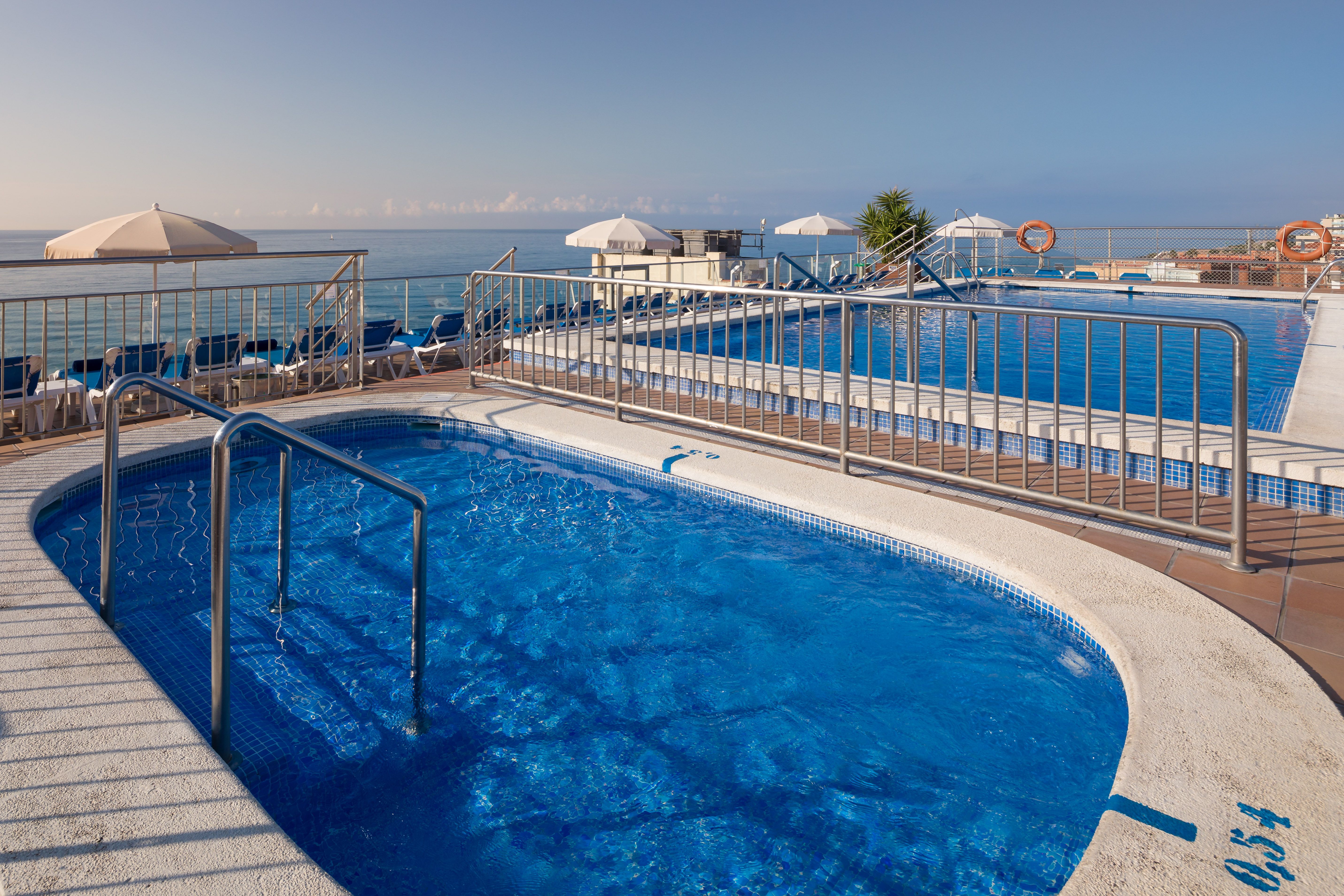 Piscina deschisă