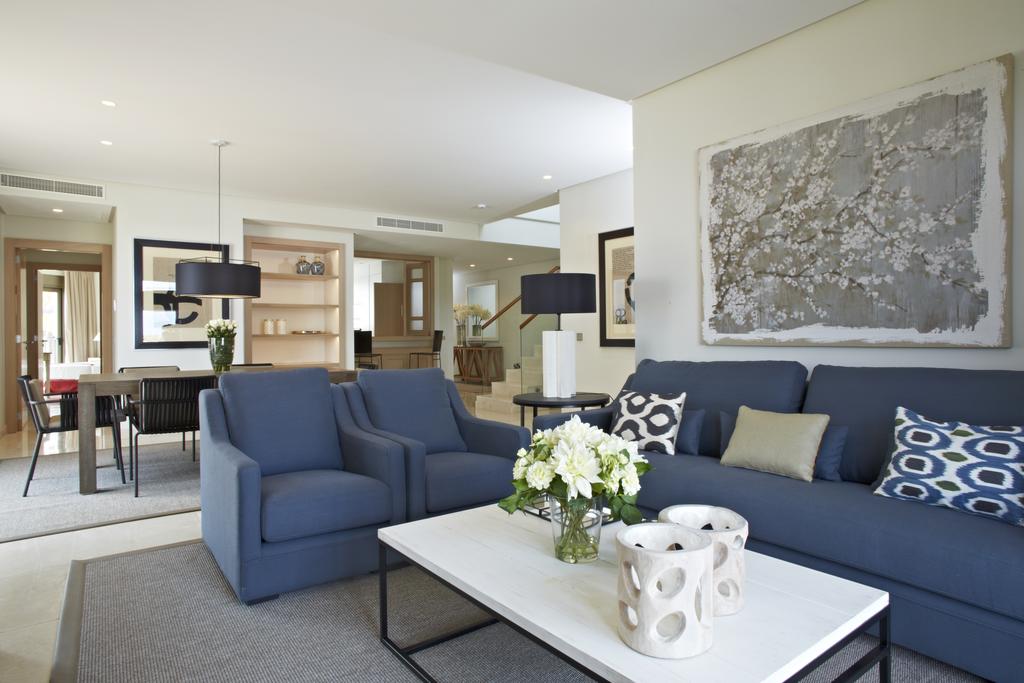 3 BEDROOMS SUITE PARTIAL SEA VIEW