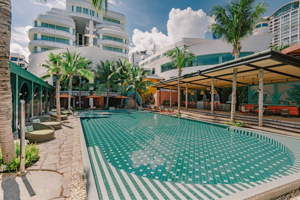 Piscina deschisă