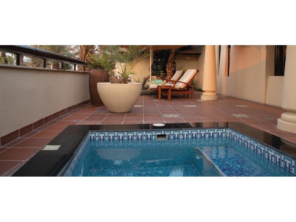 Beit Al Bahar Two Bedroom Royal Villa