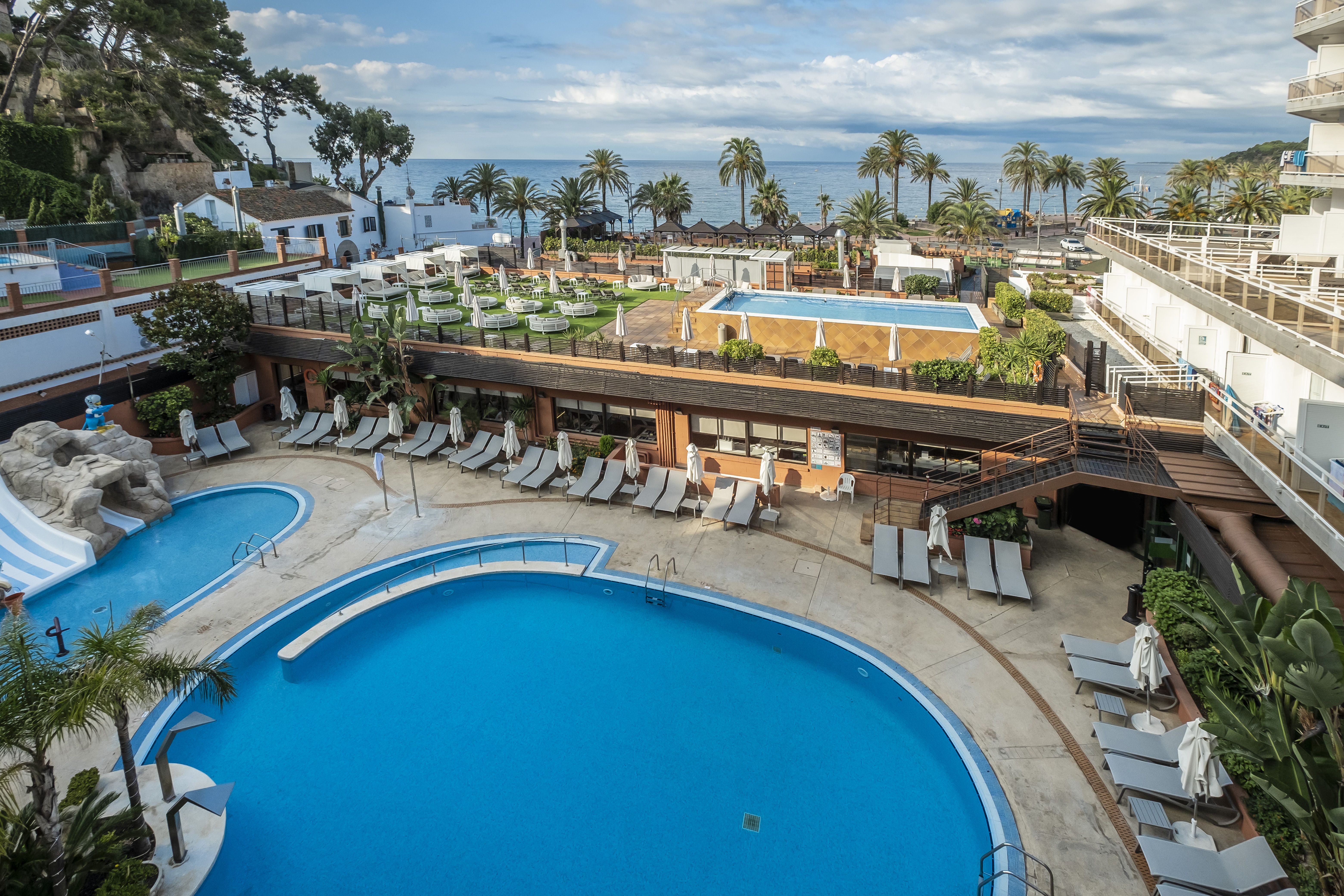 Piscina deschisă