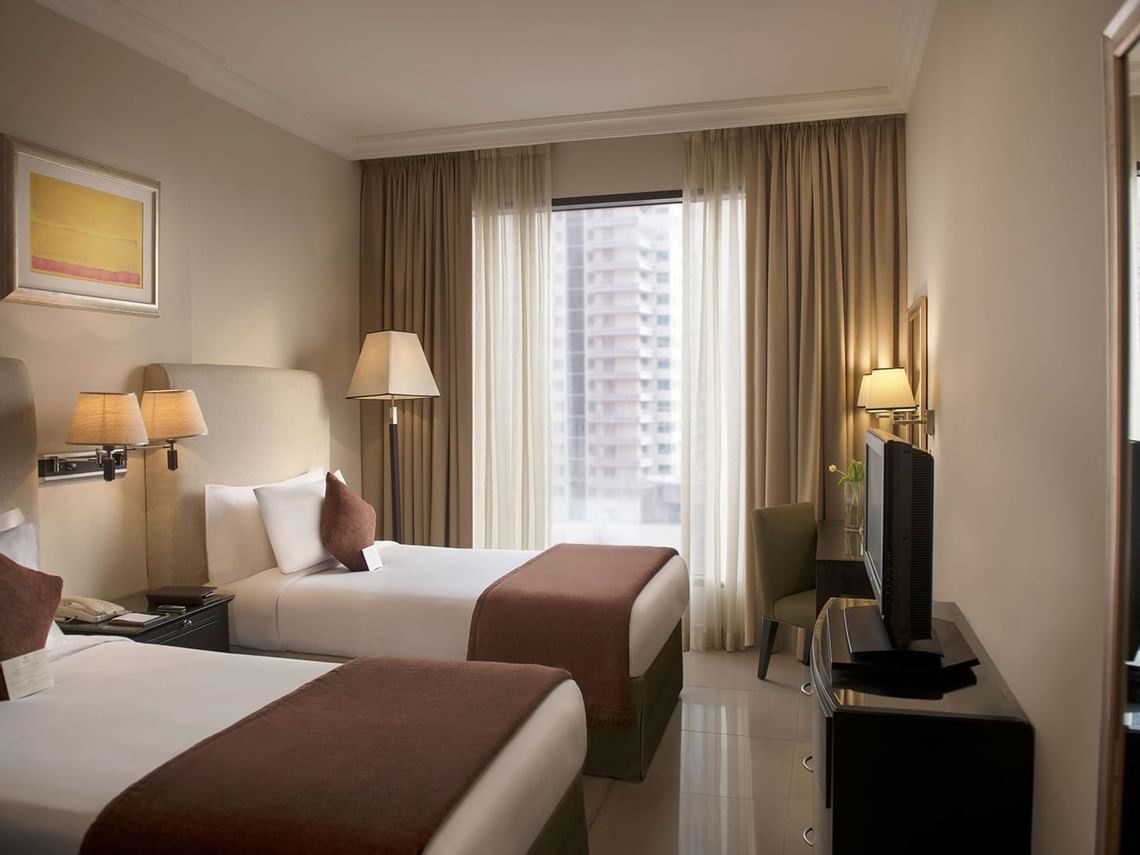 TWO BEDROOM APARTMENT CITY VIEW