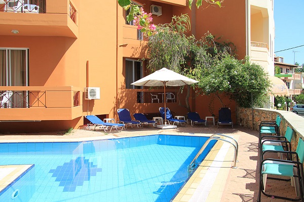 Thassos, Hotel Elotia, exterior, piscina, hotel.jpg