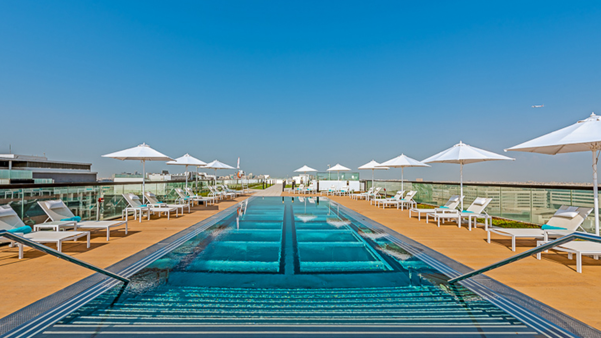 Piscina deschisă