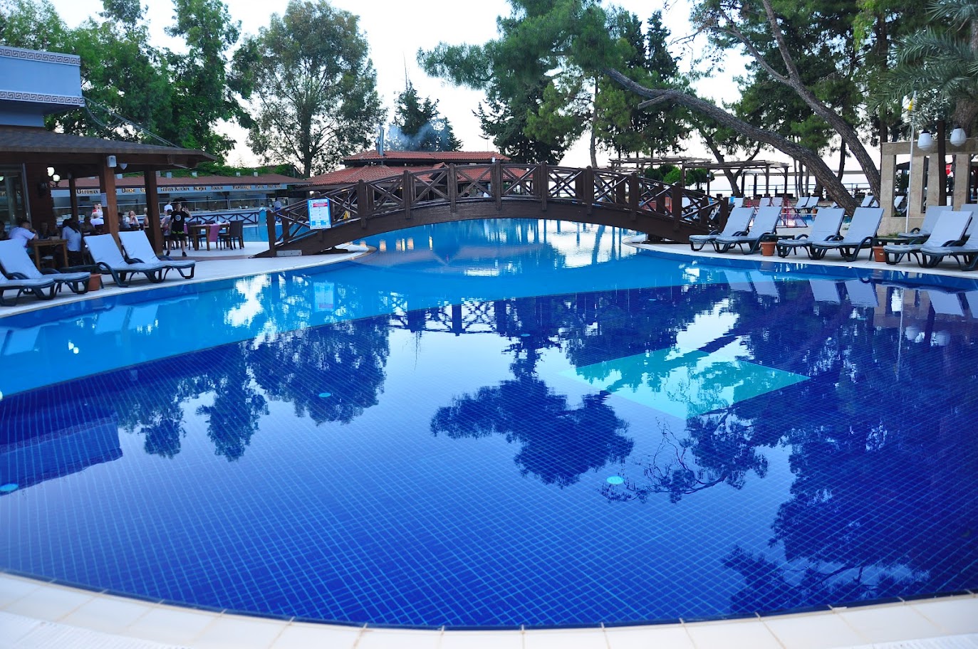Piscina deschisă