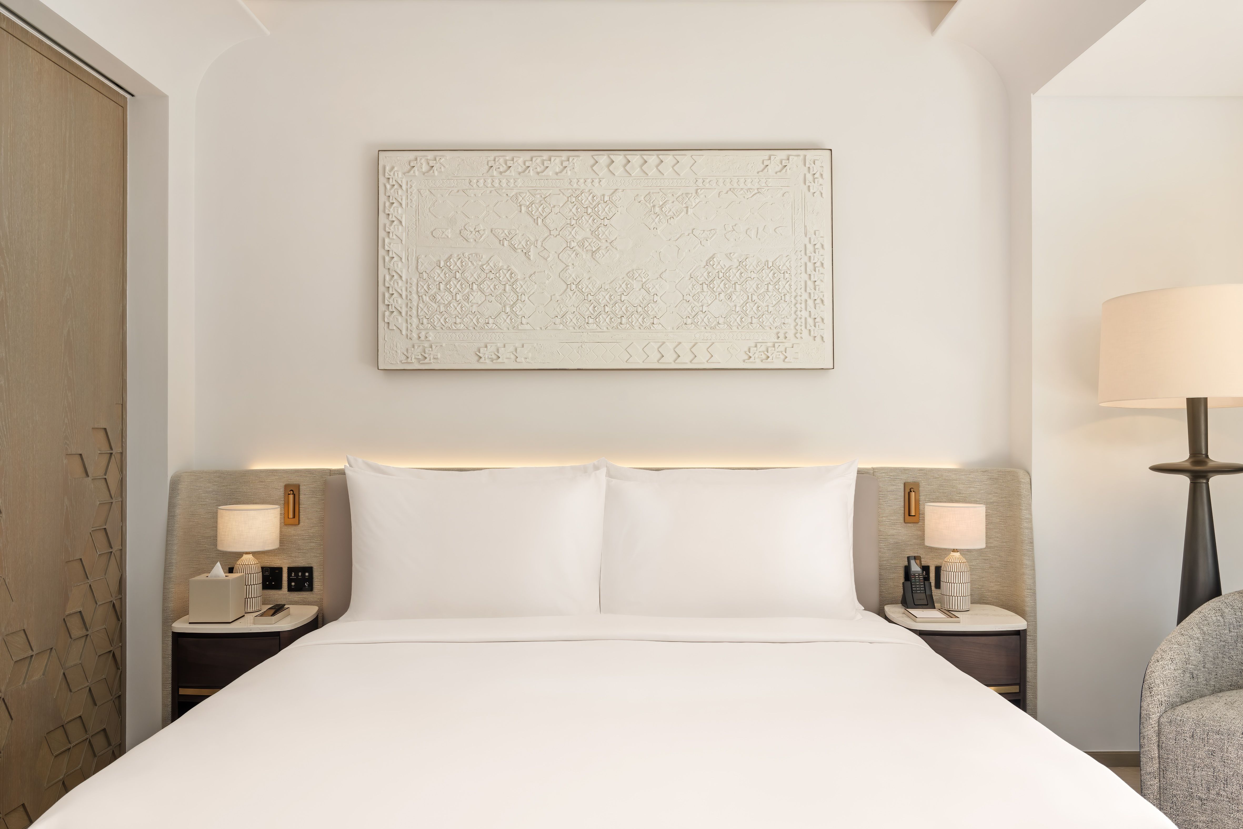 Deluxe Canal View Room King