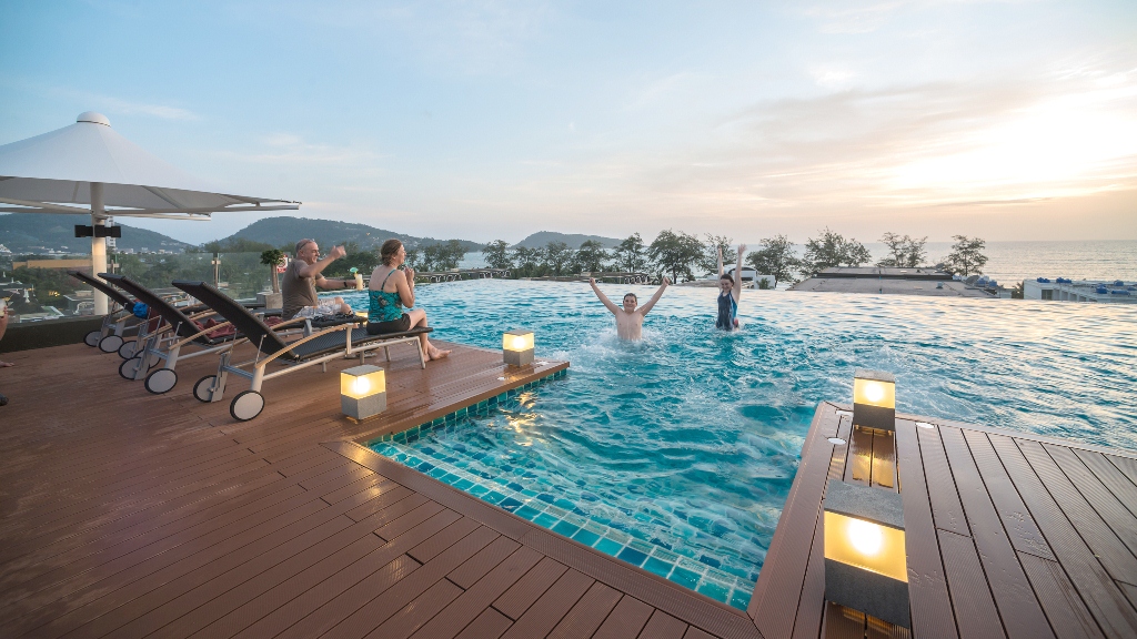 Piscina deschisă