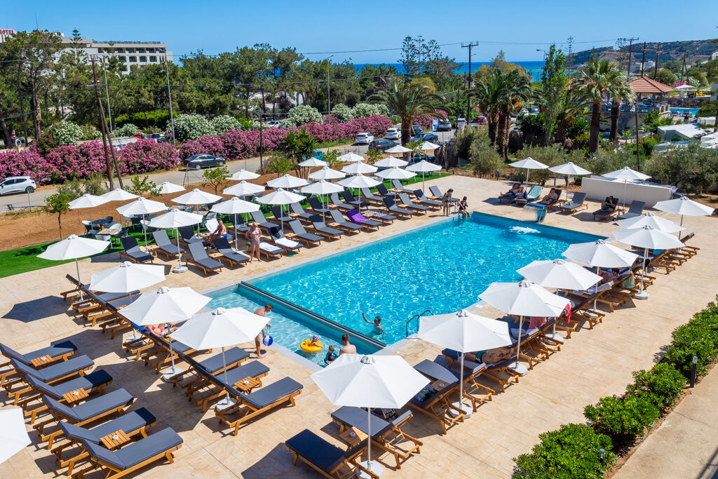 Piscina deschisă