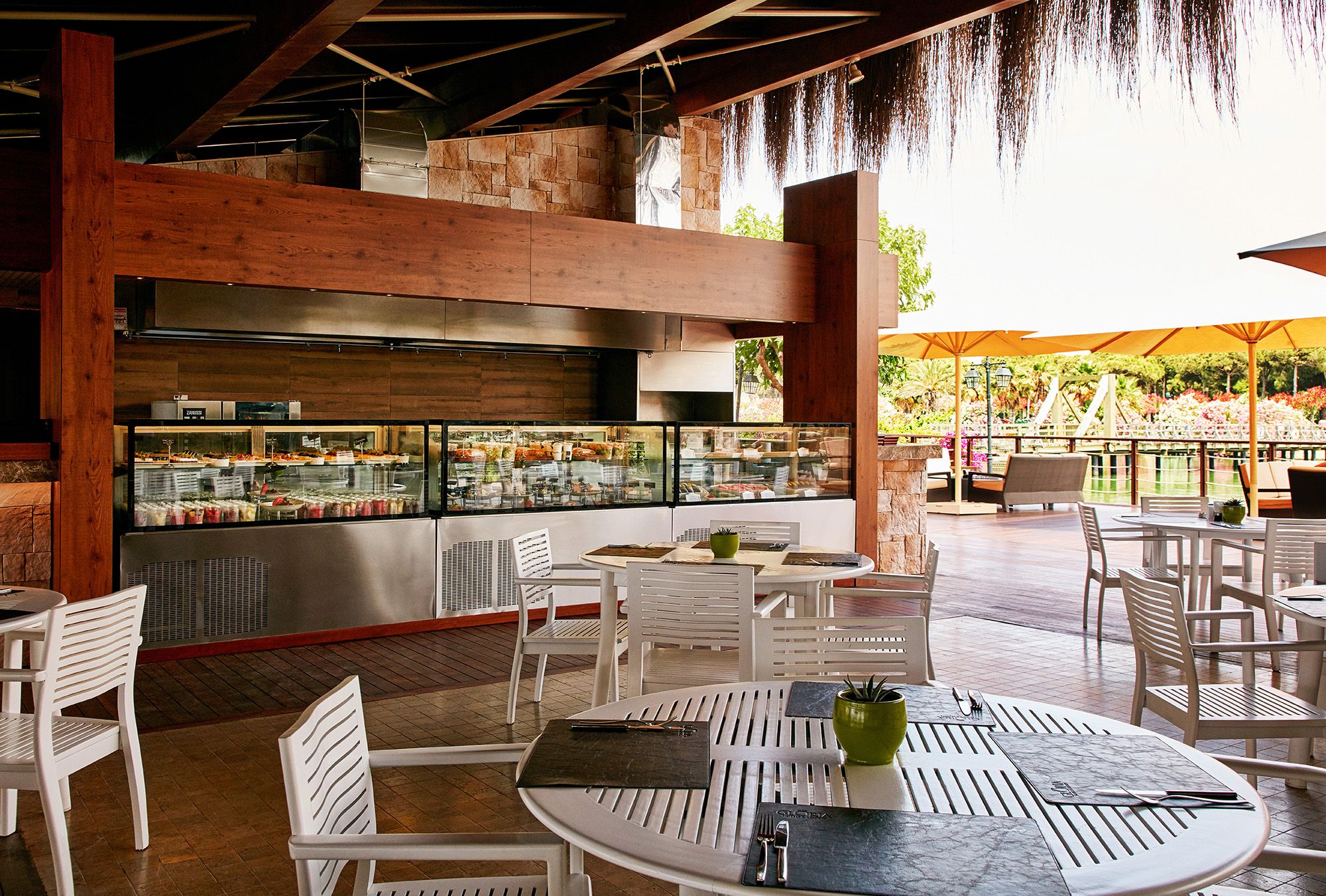 GALEON BAR 