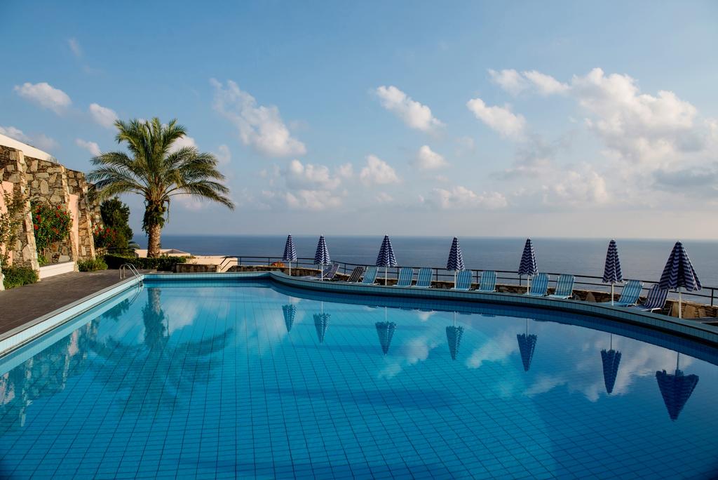Piscina deschisă