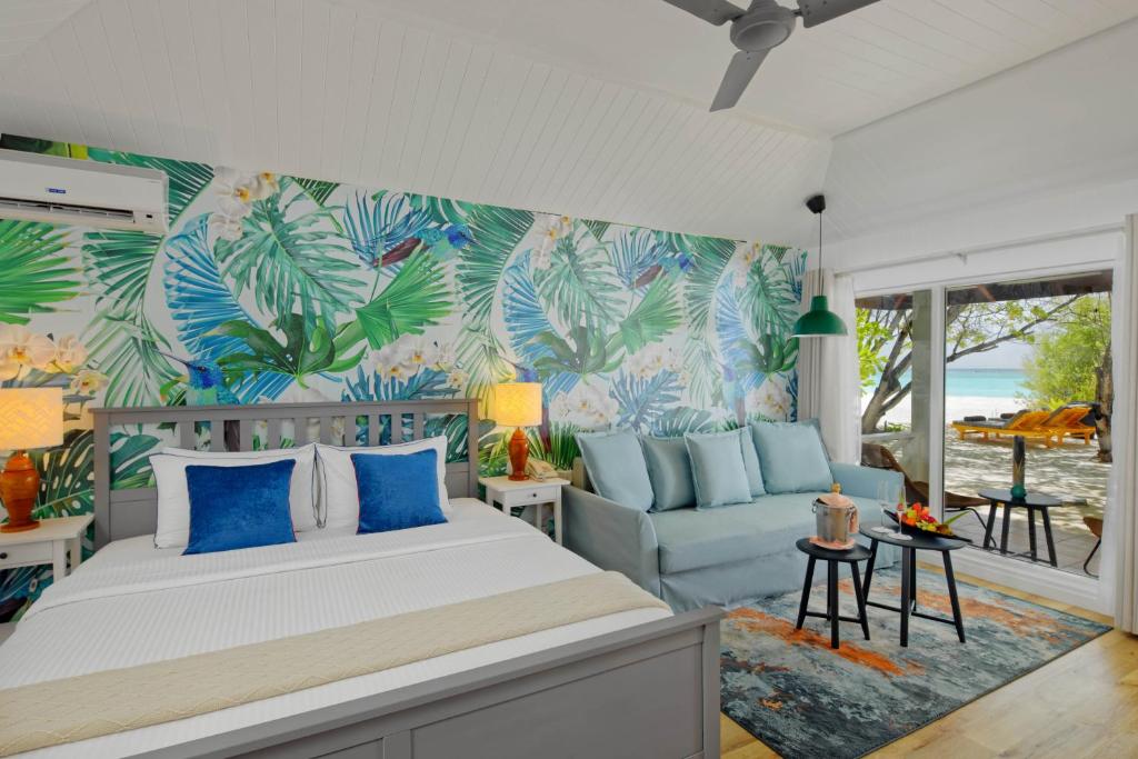 Lagoon Beach Villa