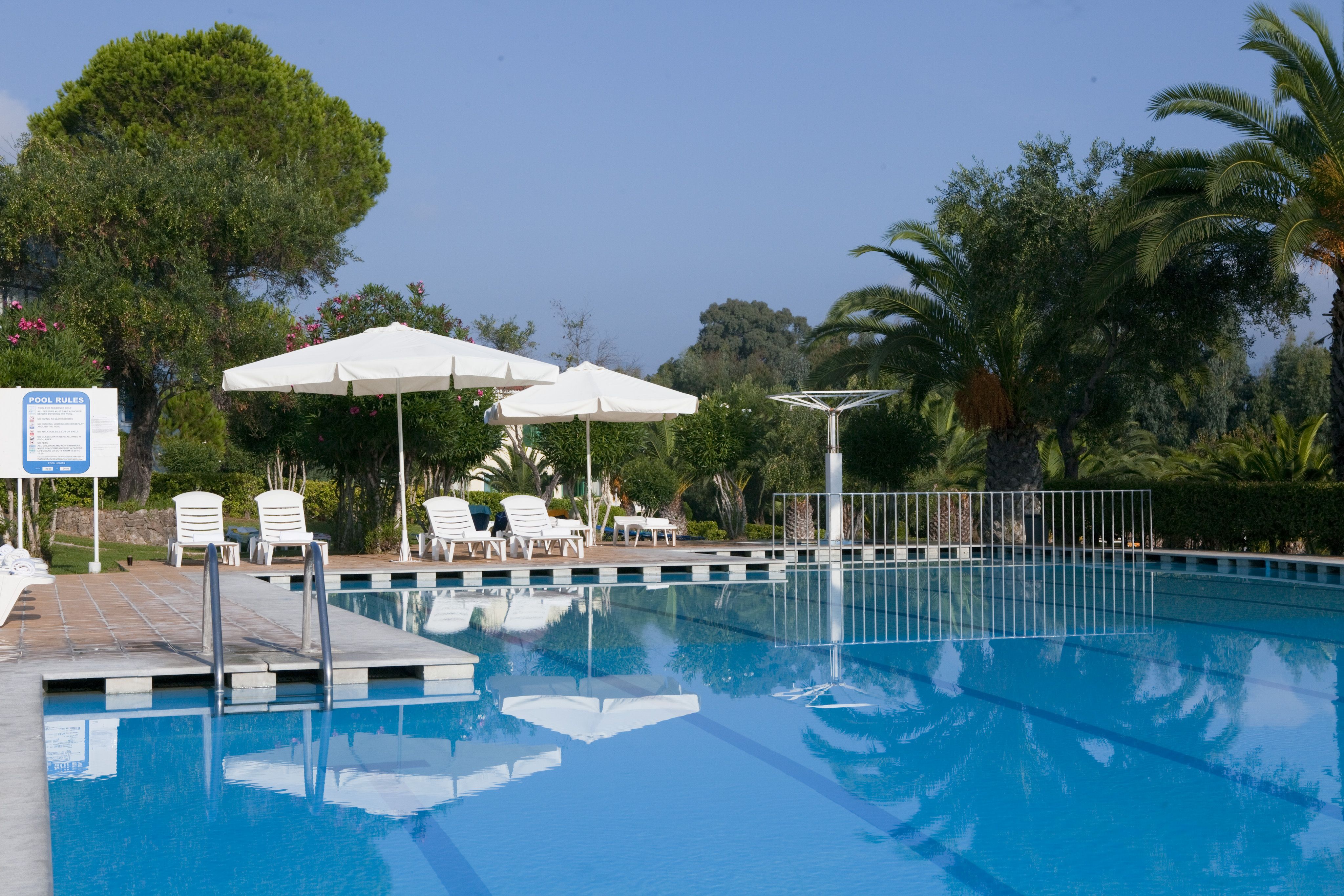 Piscina deschisă