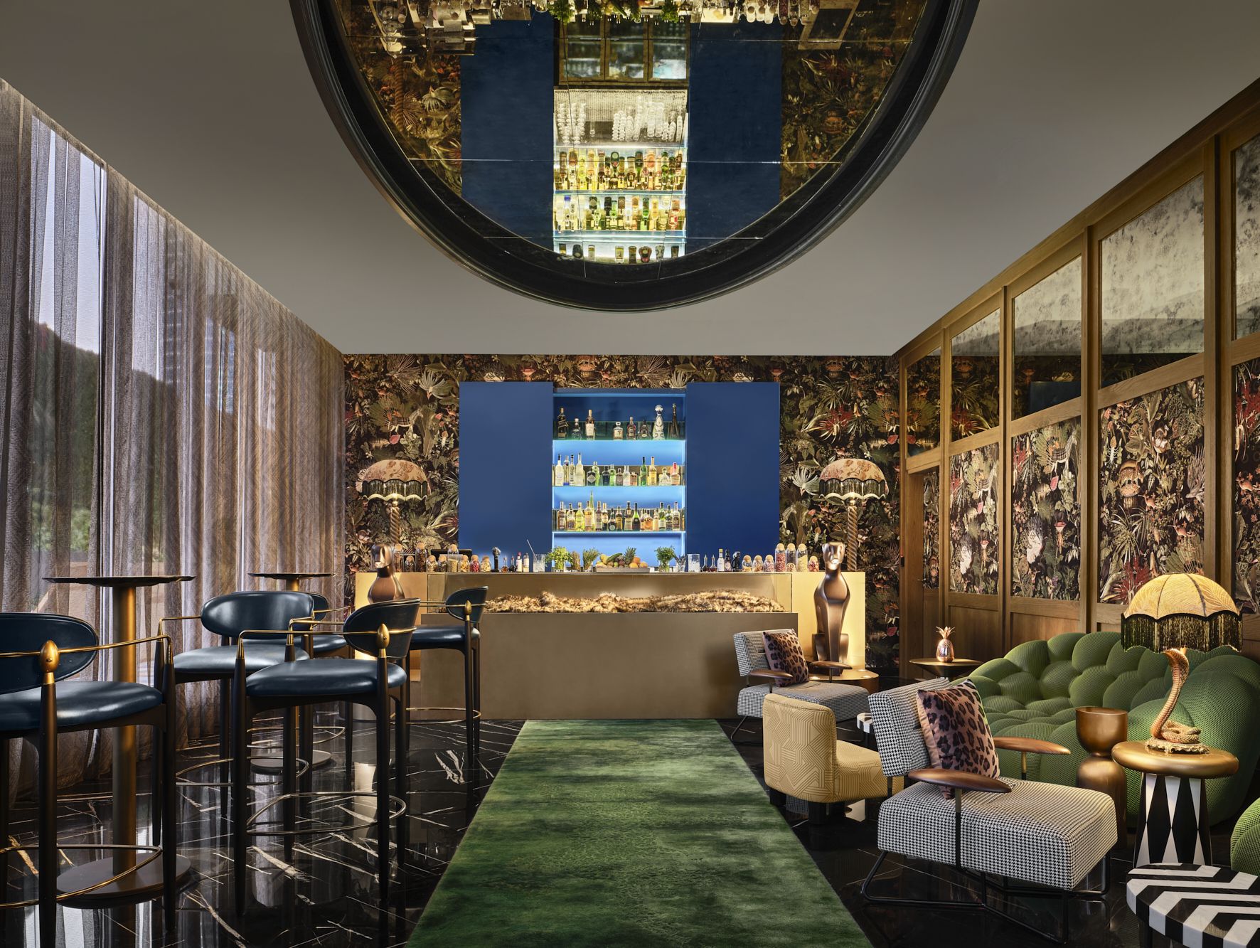 W Lounge