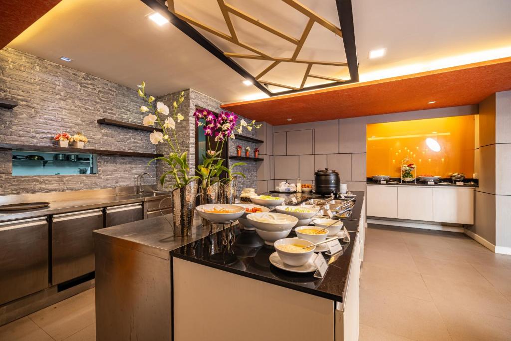 Ceno Restaurants