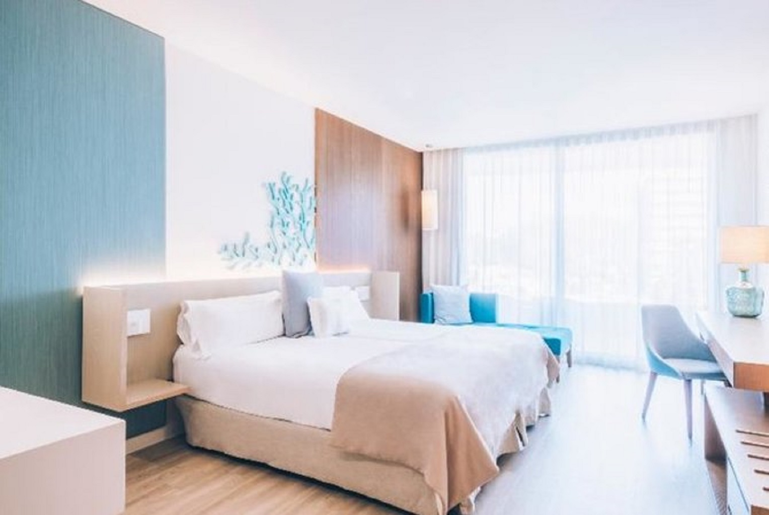 DOUBLE SEA VIEW B