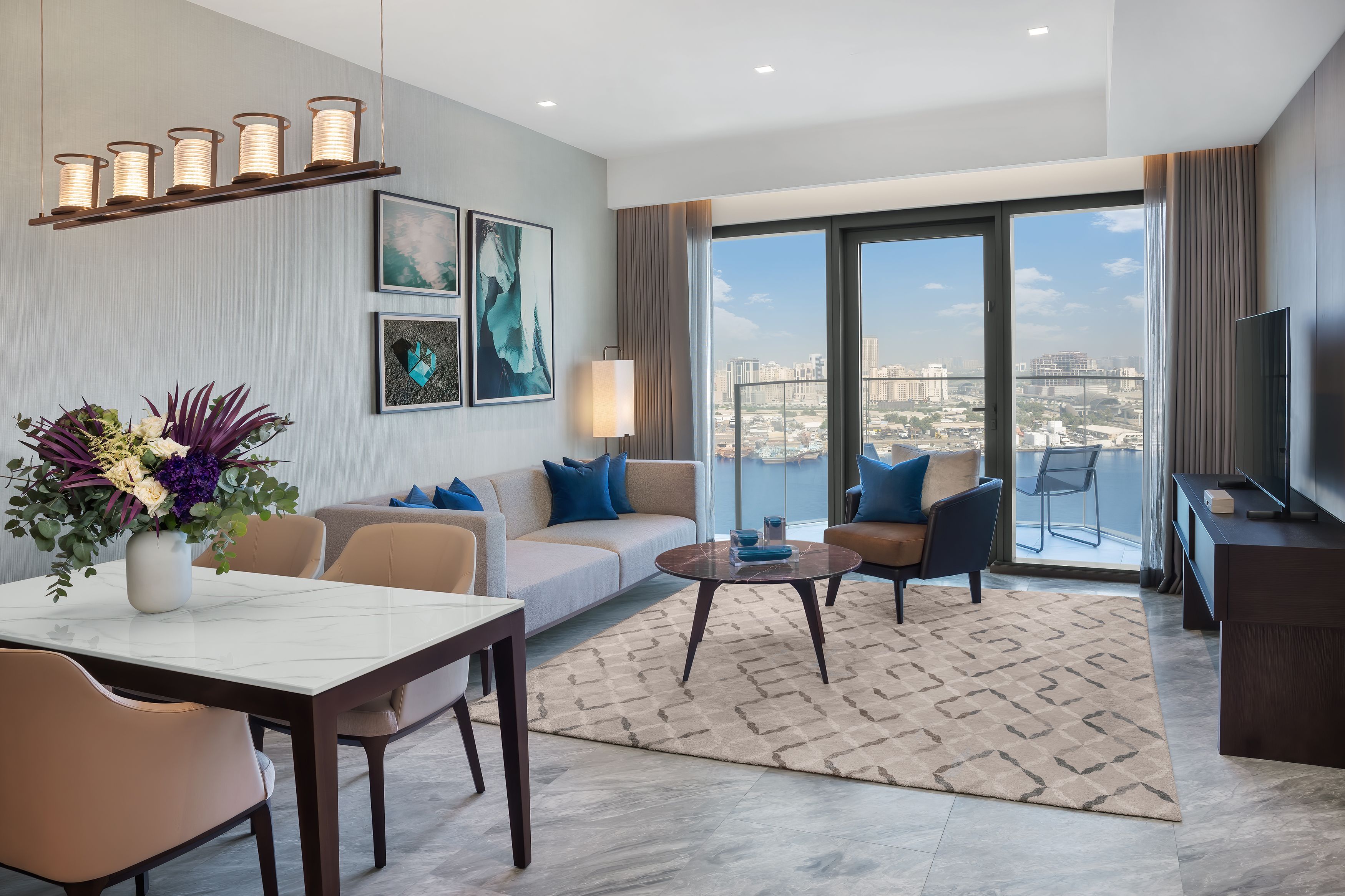Skyline Suite (Creek View)