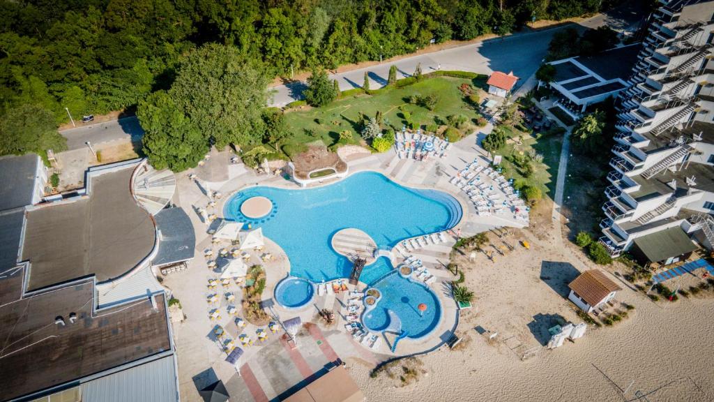 Piscina deschisă