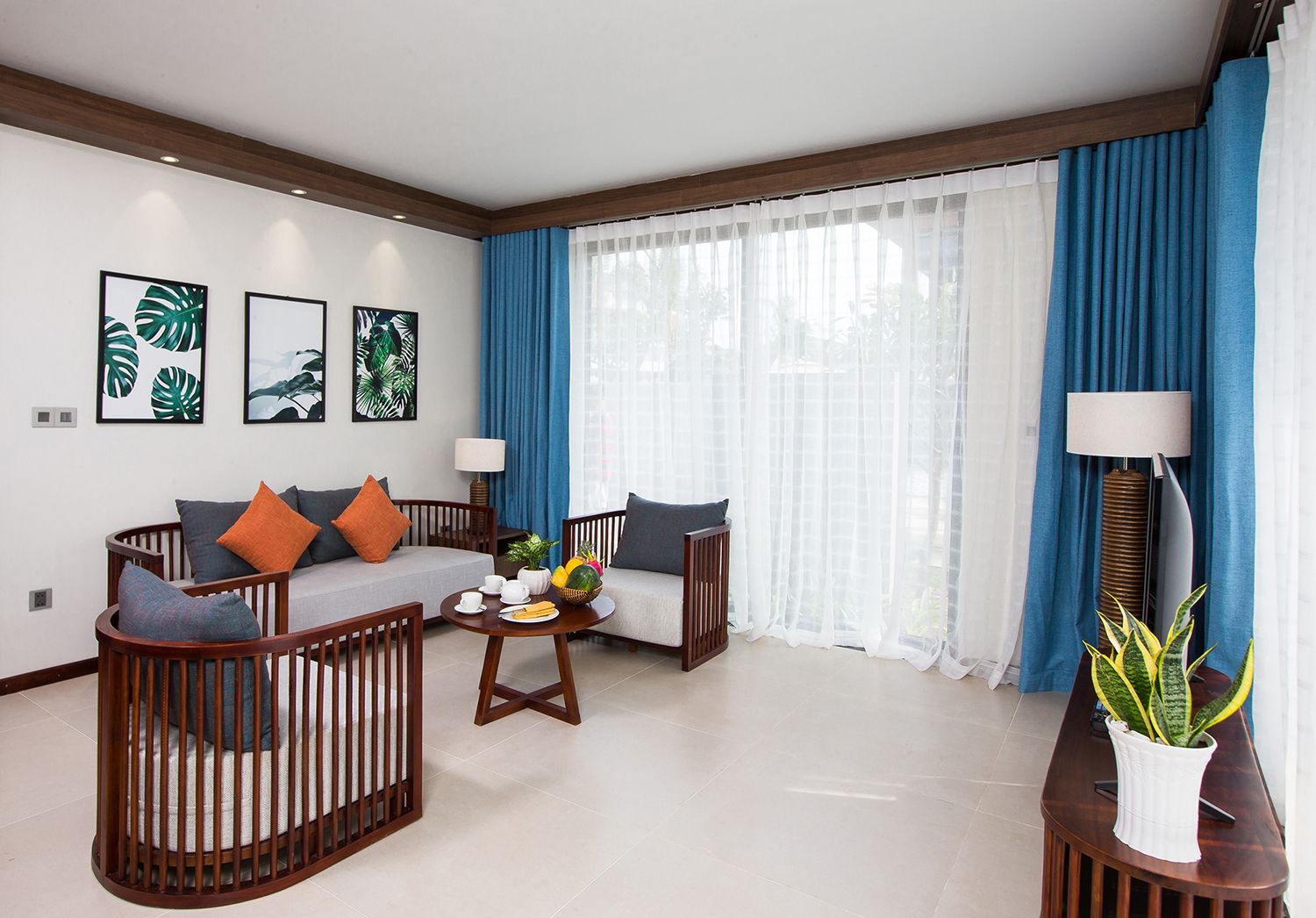 VILLA 3 BEDROOMS GARDEN VIEW