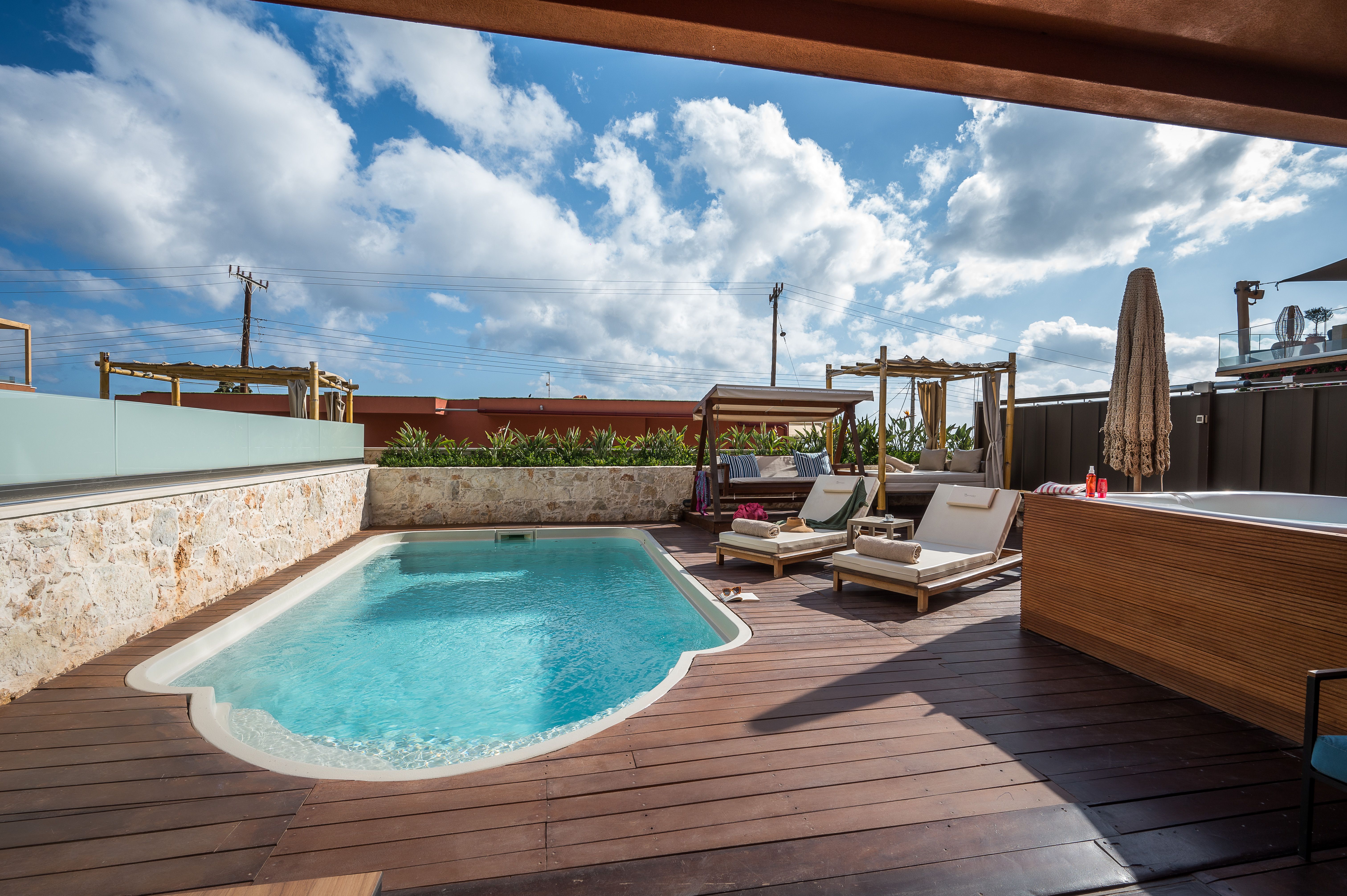 Platinum Two Bedroom Suite Sea View Private Pool