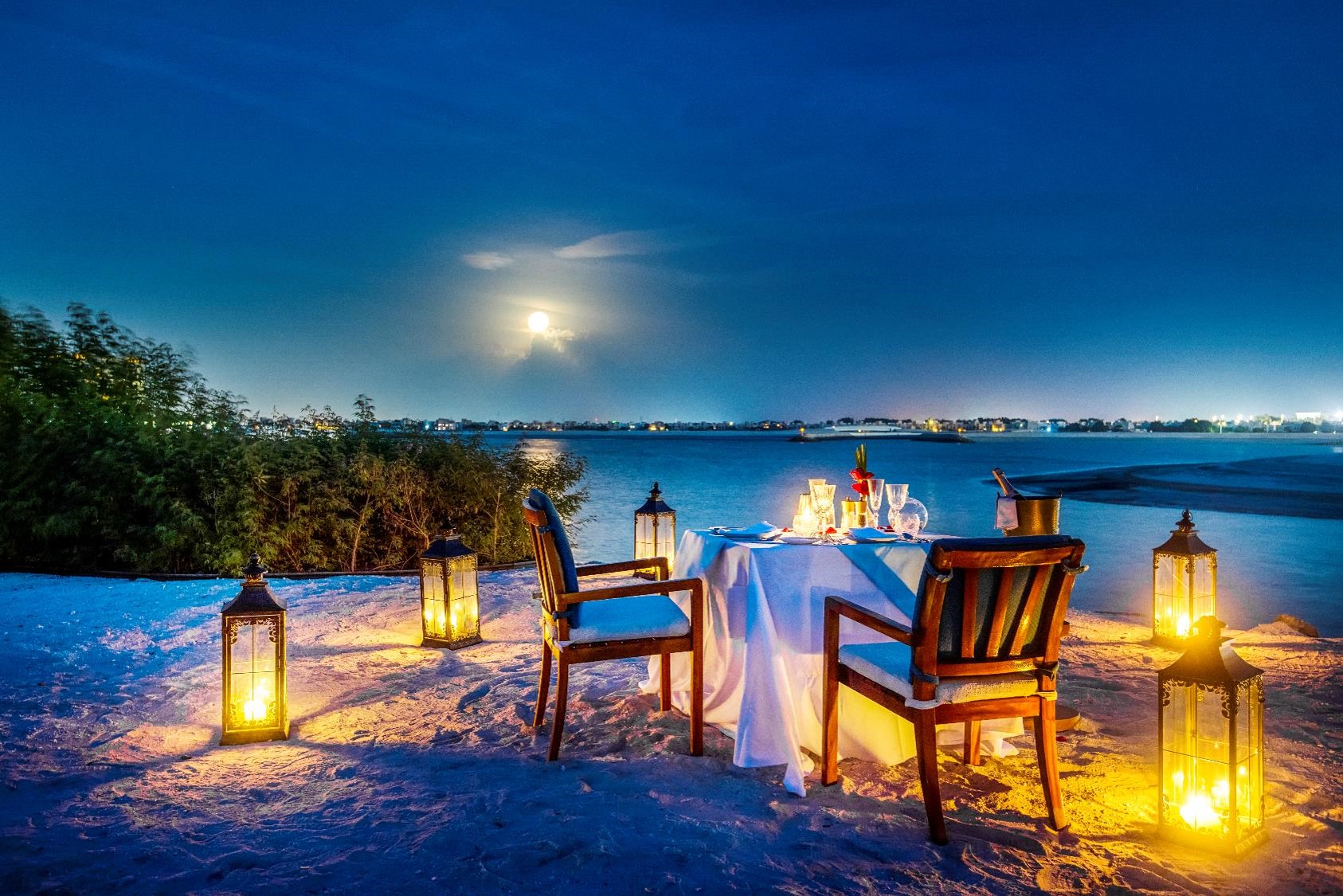 In Villa Dining