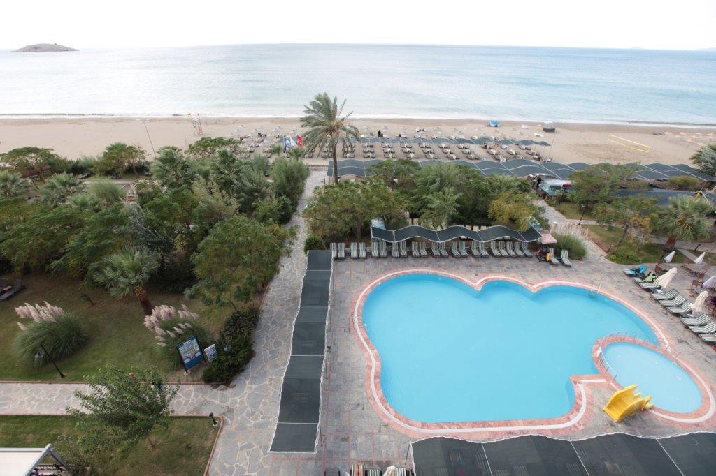 Piscina deschisă