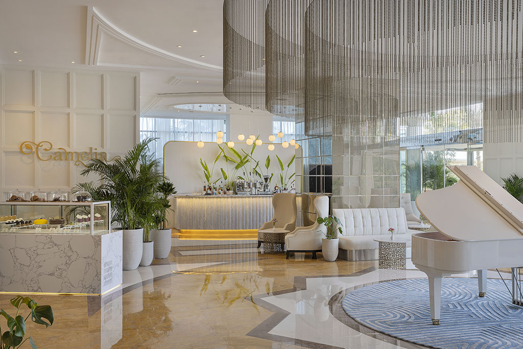 Camelia Lounge