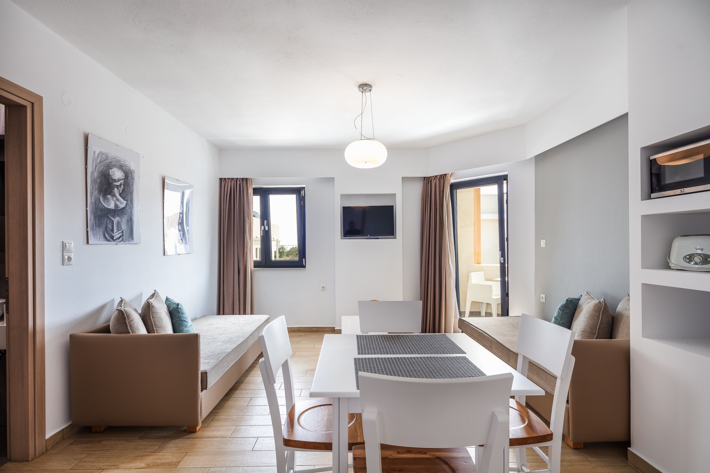Apartment 1 Bedroom Balcony or Terrace 