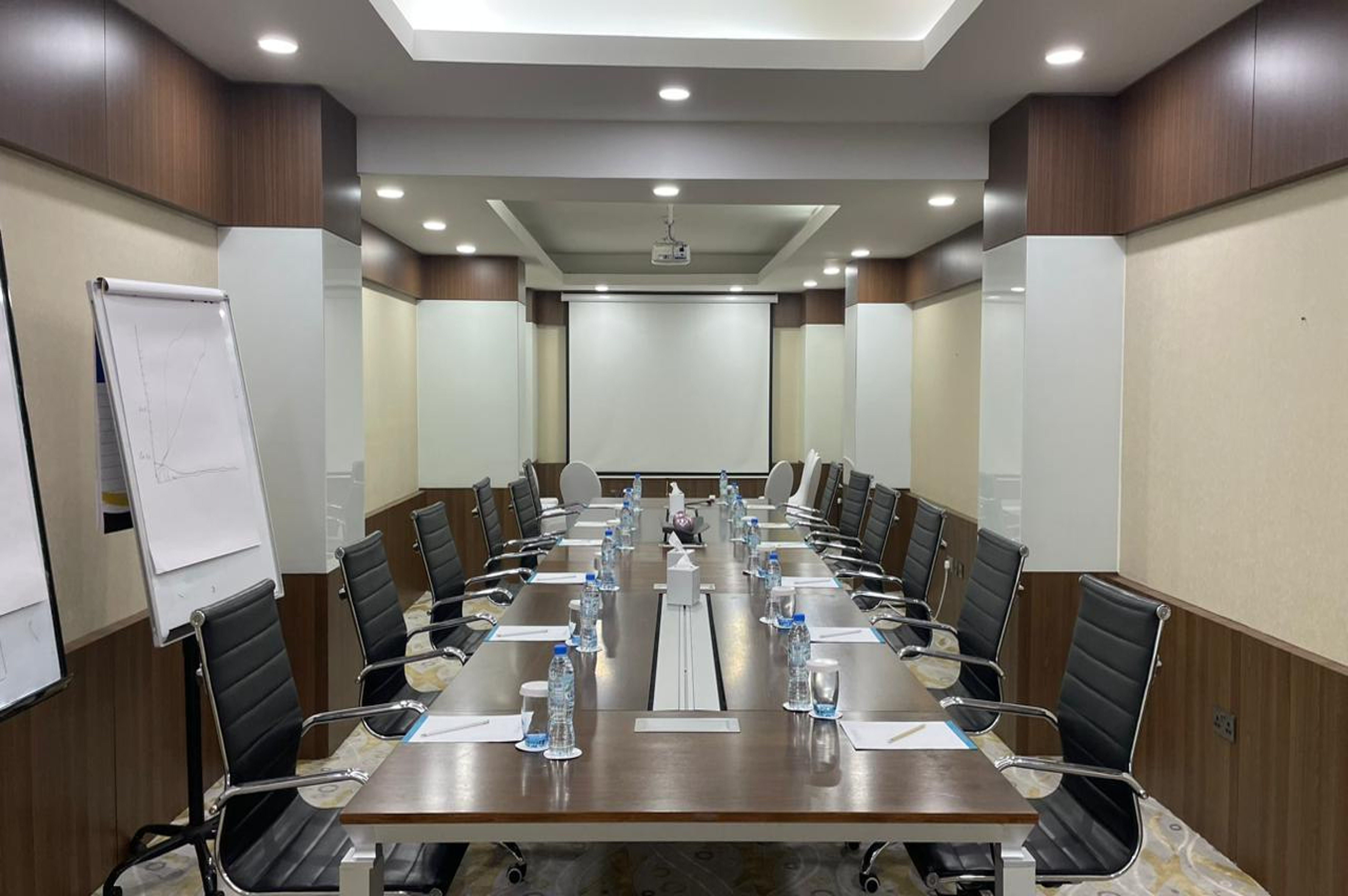 MICE (servicii de organizare de întâlniri, conferințe, alte evenimente)