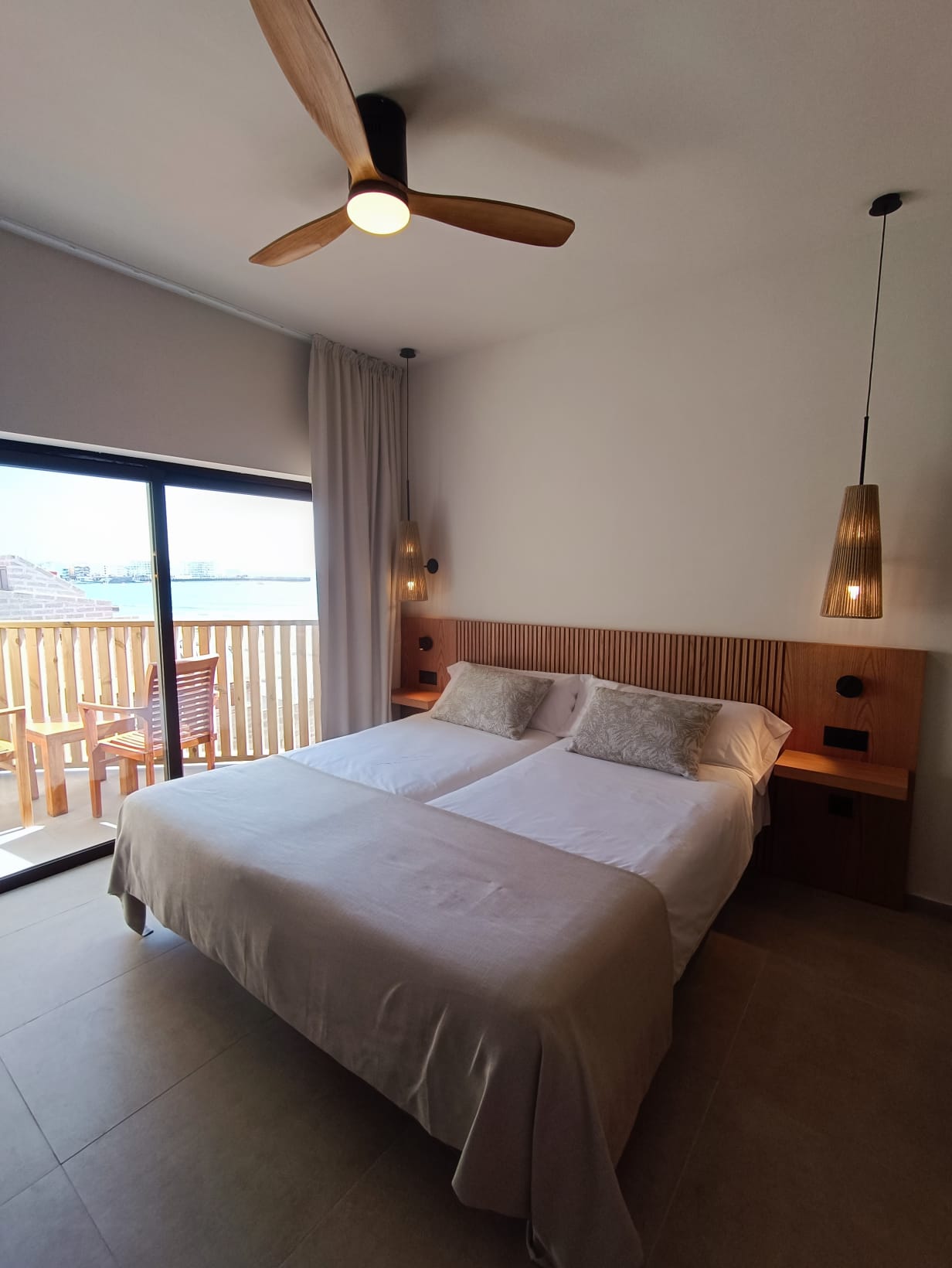 DOUBLE SUPERIOR SEA VIEW BALCONY OR TERRACE