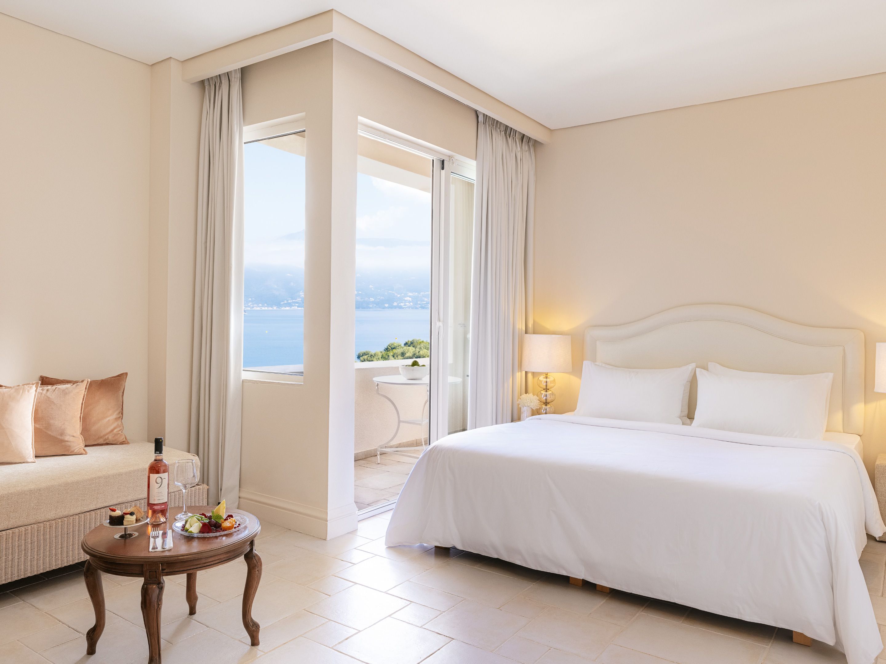 DOUBLE GUESTROOM SIDE SEA VIEW