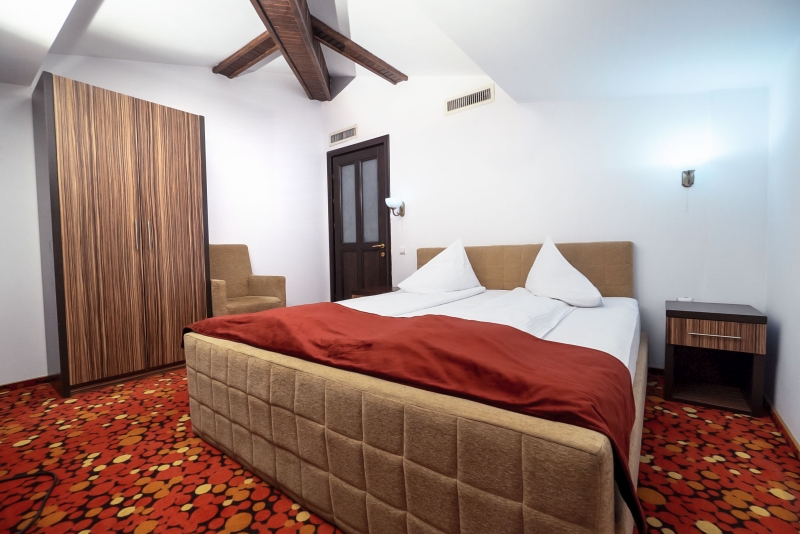 Apartament Junior Suite Corp B cu acces la piscina