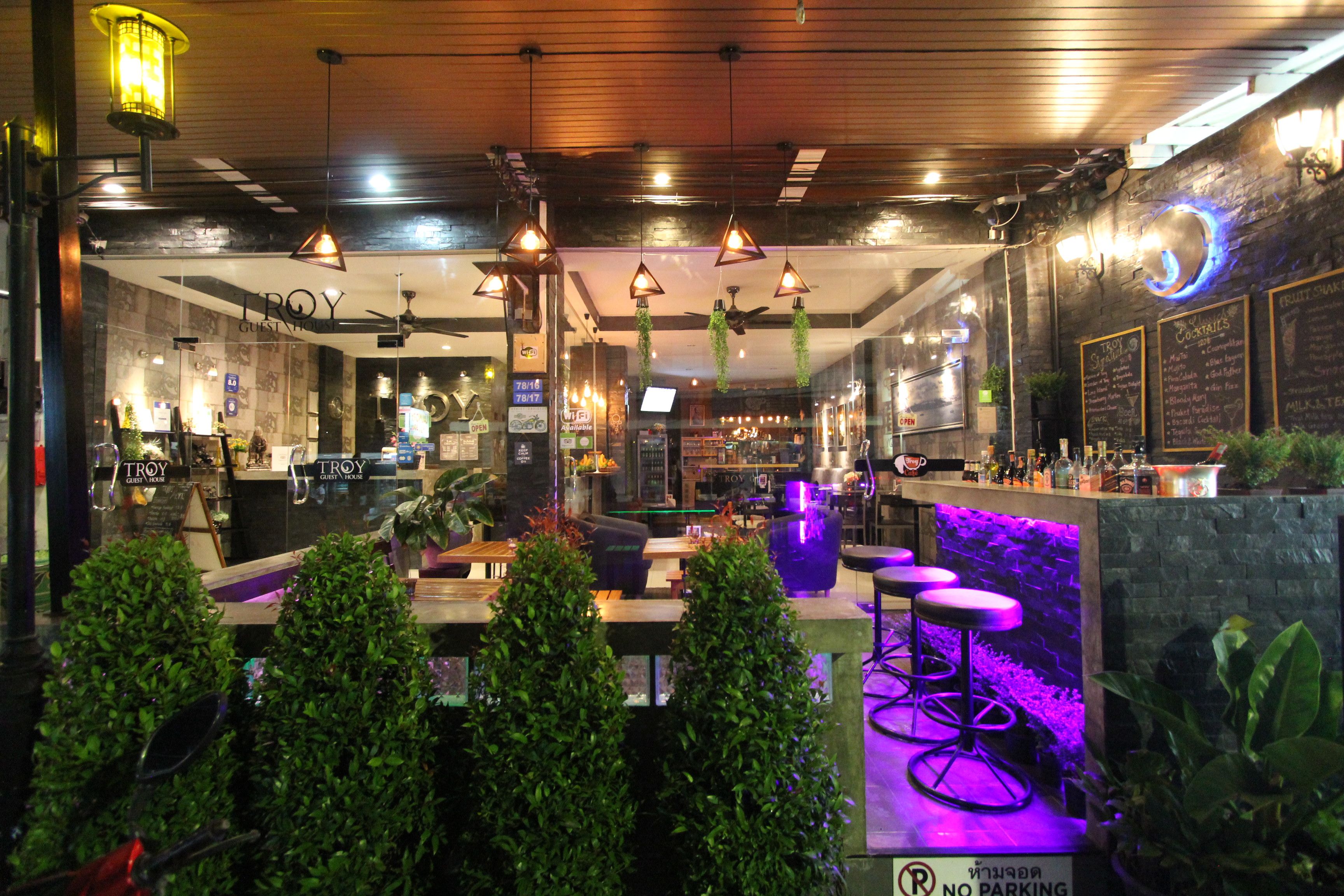 Gemma Bar