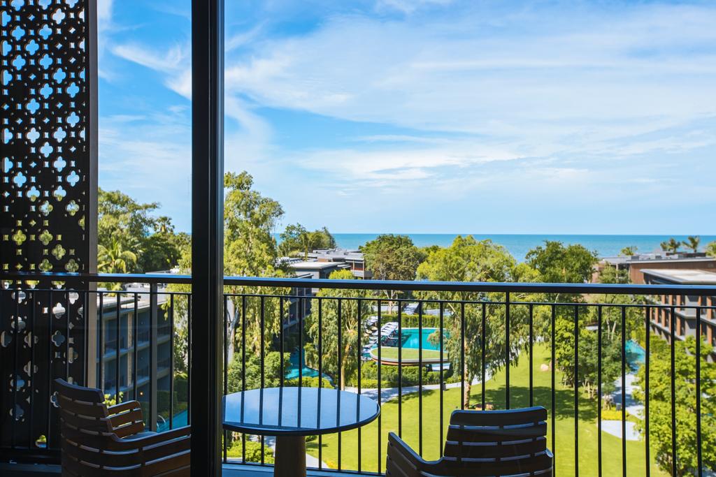 Deluxe Sea View