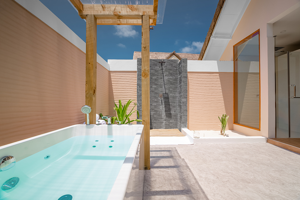 BEACH VILLA